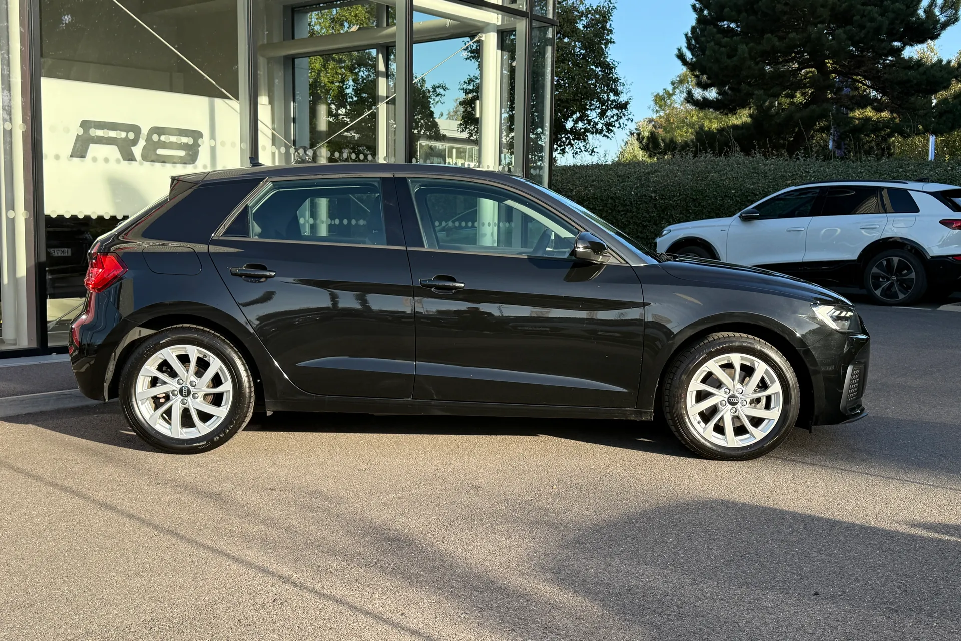 Audi A1 thumbnail image number 2