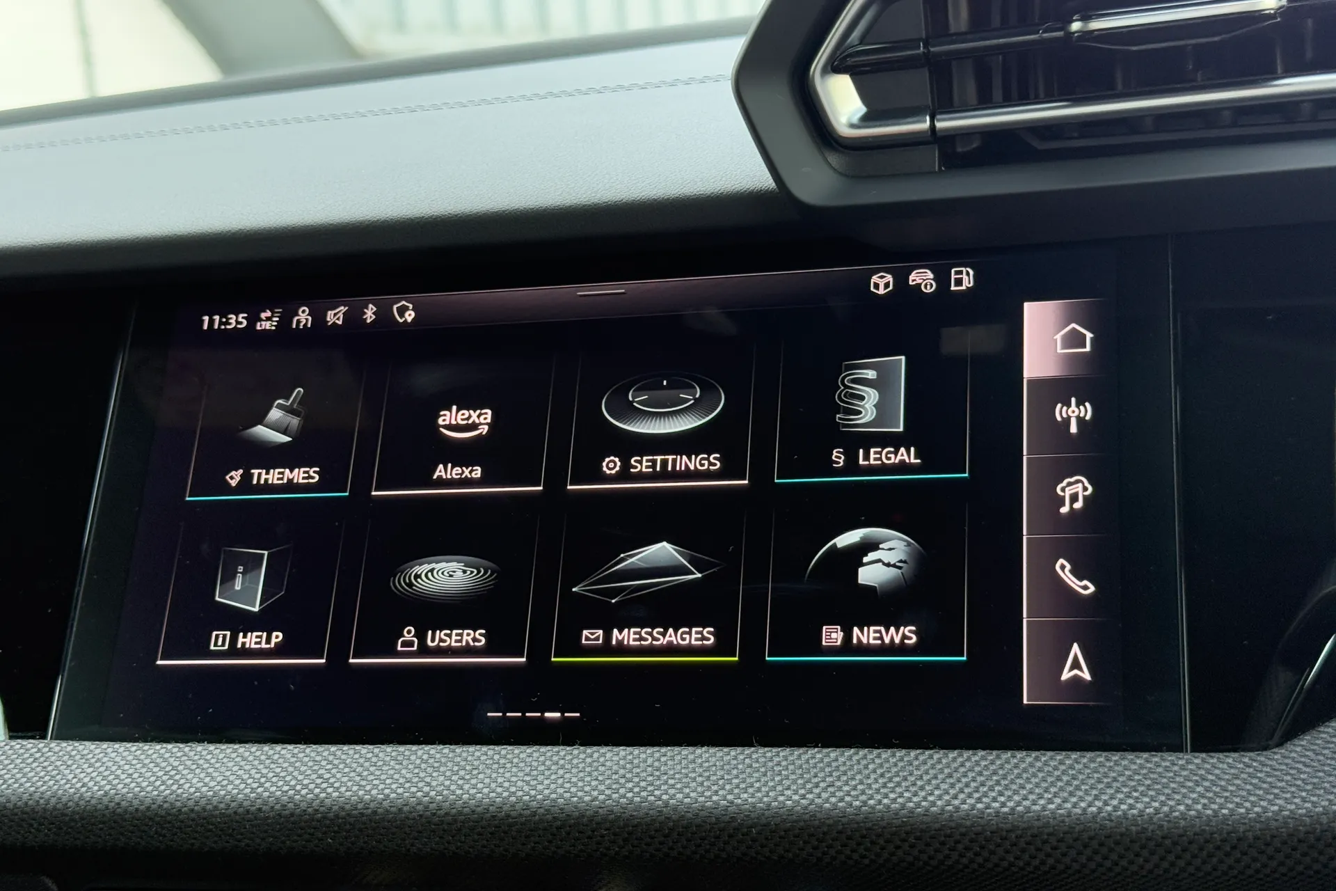 Audi A3 thumbnail image number 48