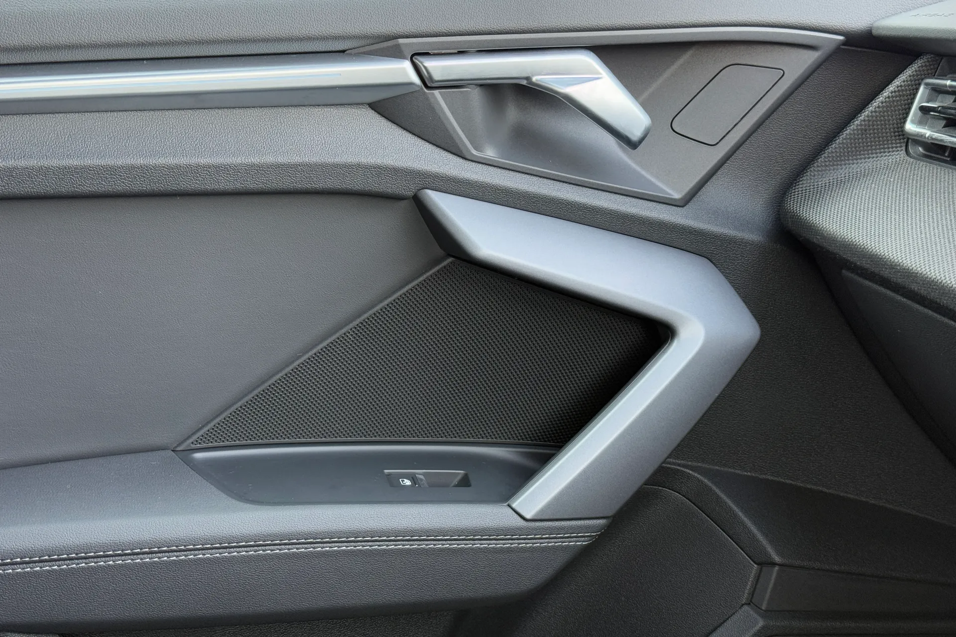 Audi A3 thumbnail image number 59