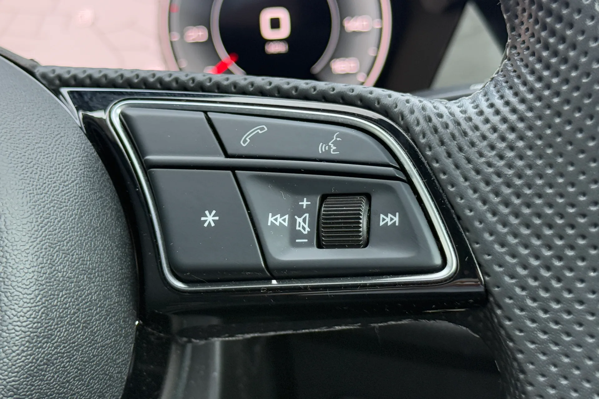 Audi A3 thumbnail image number 41