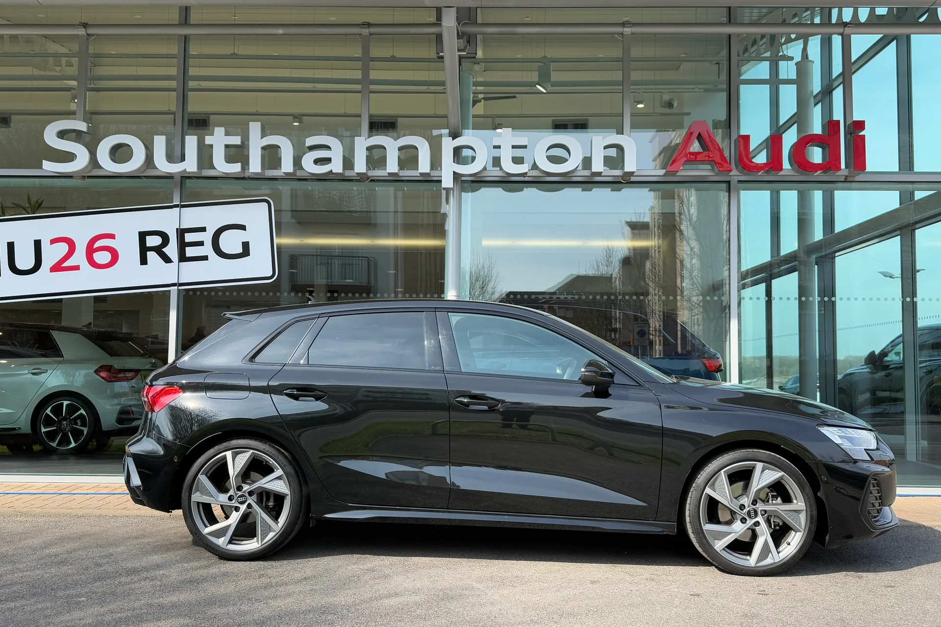 Audi A3 thumbnail image number 2