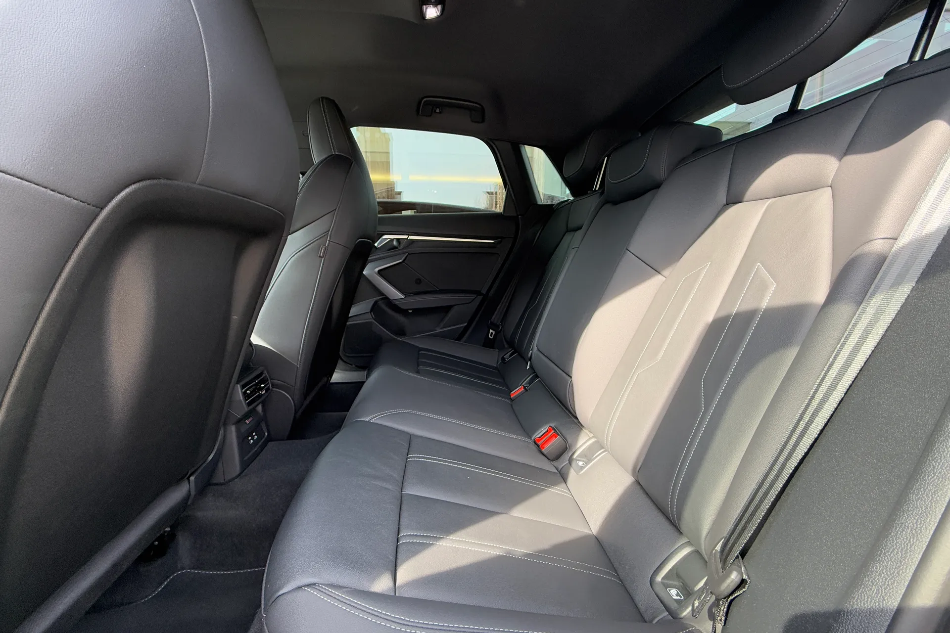 Audi A3 thumbnail image number 29