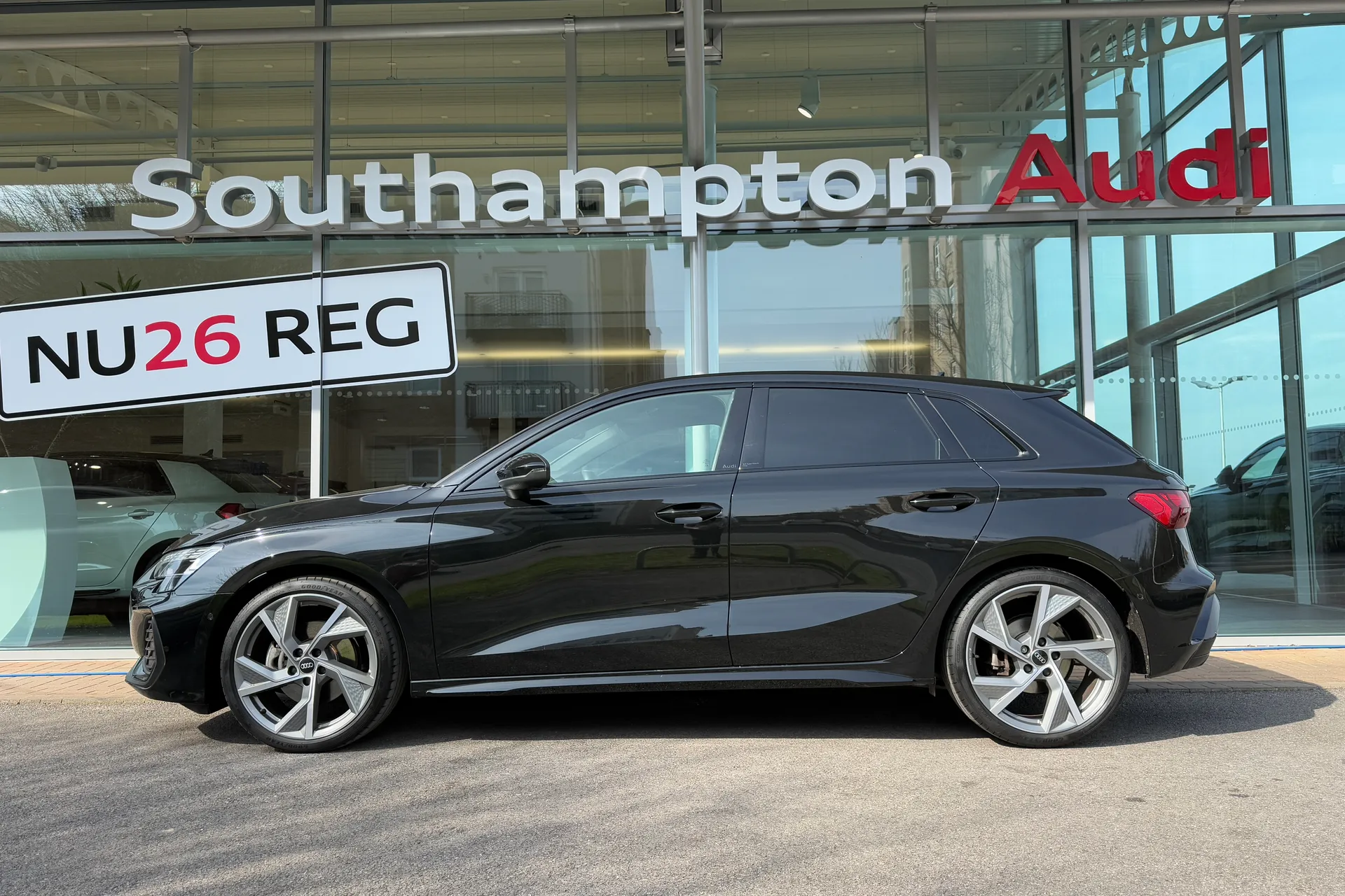 Audi A3 thumbnail image number 32