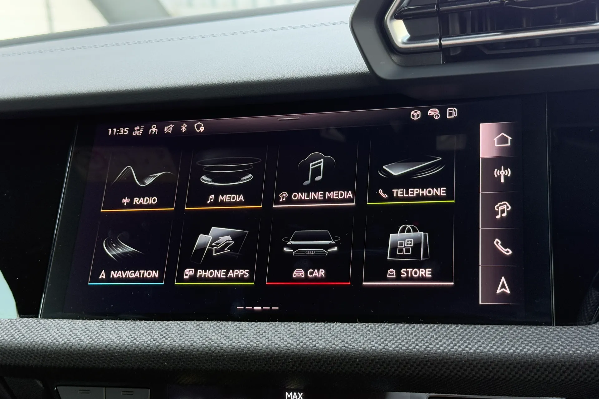 Audi A3 thumbnail image number 46