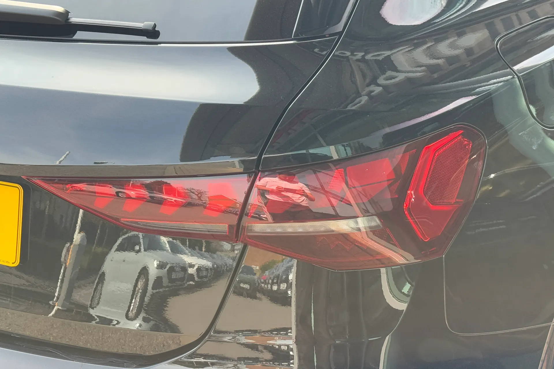 Audi A3 thumbnail image number 25