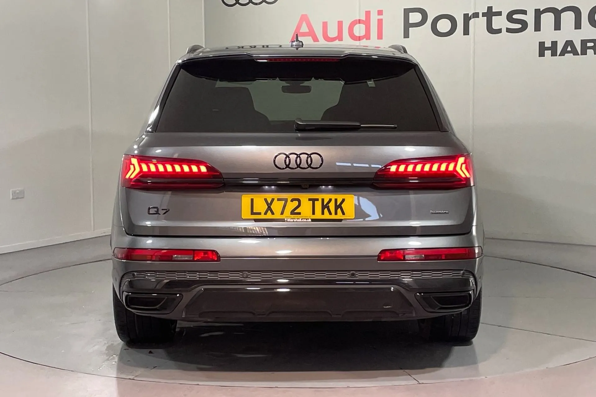 Audi Q7 thumbnail image number 12