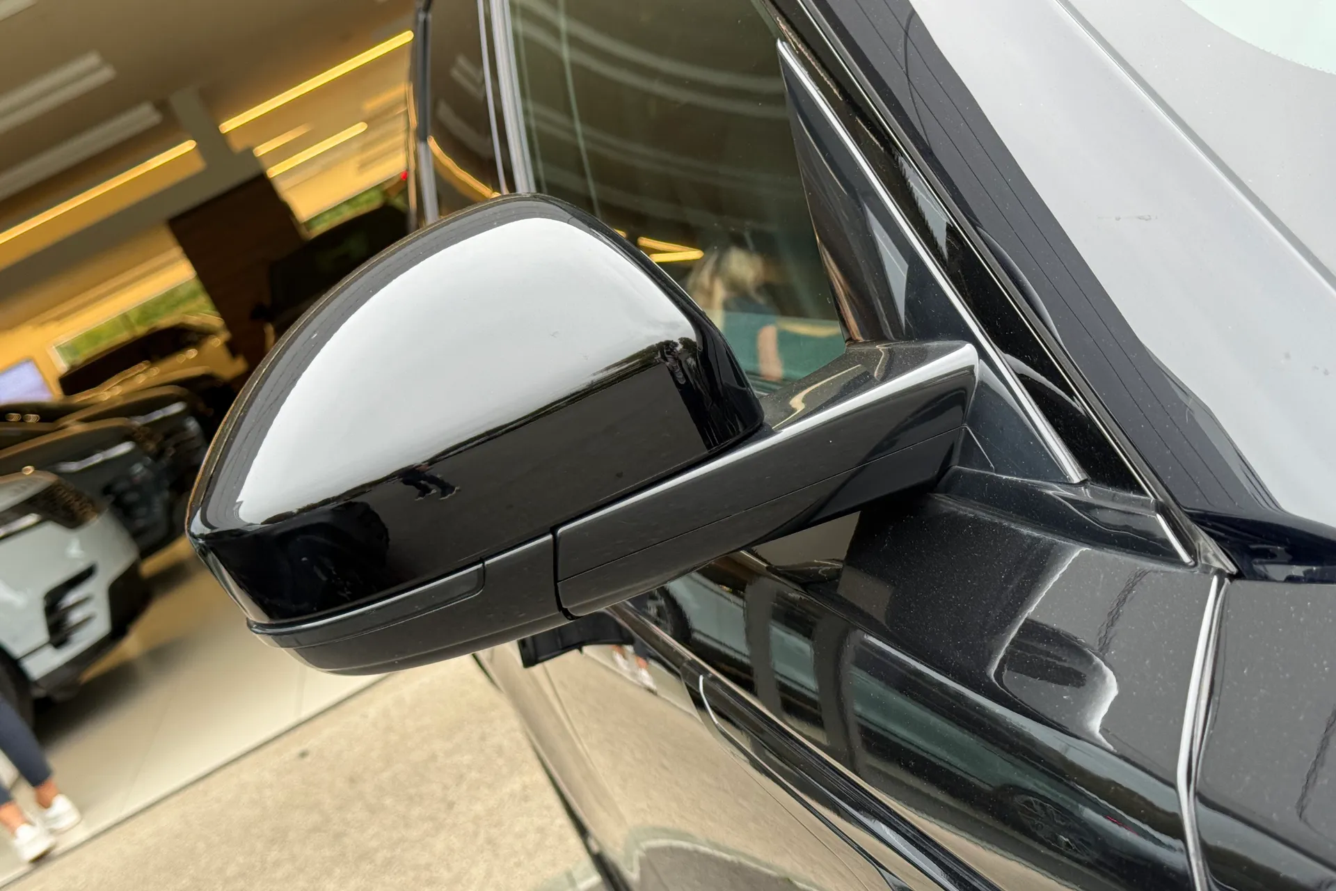 LAND ROVER RANGE ROVER VELAR thumbnail image number 53