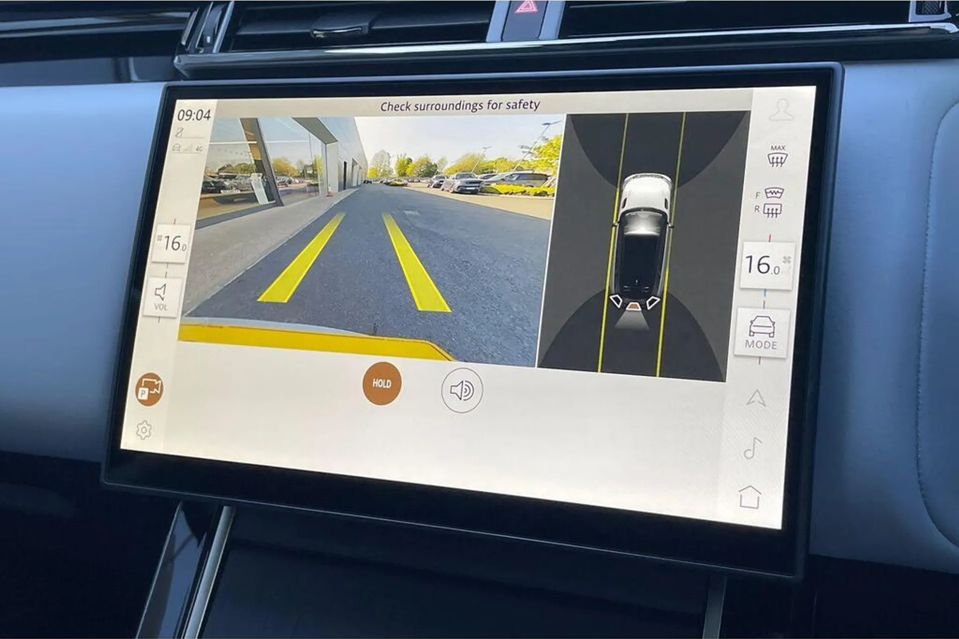 LAND ROVER RANGE ROVER VELAR thumbnail image number 4