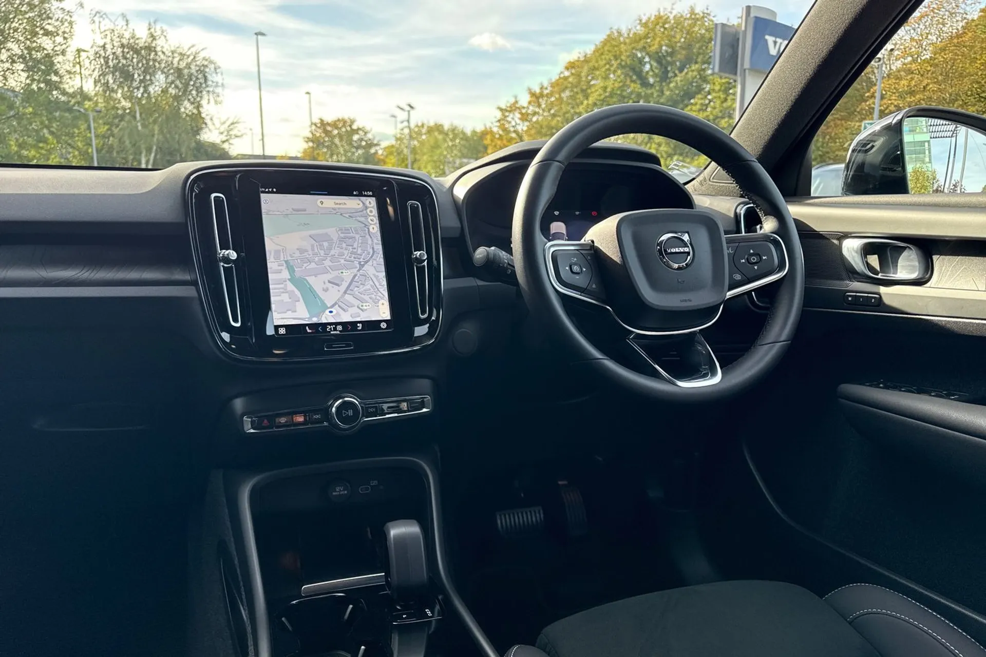 Volvo EX40 thumbnail image number 34