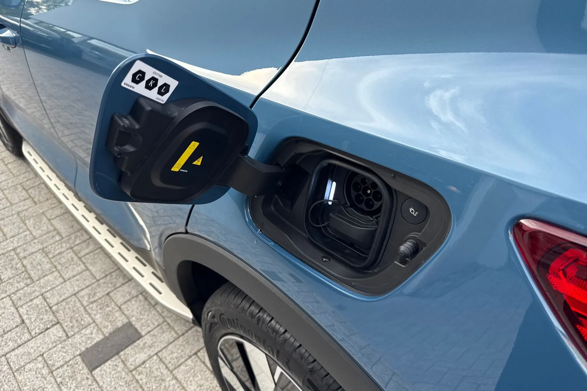 Volvo EX40 thumbnail image number 18