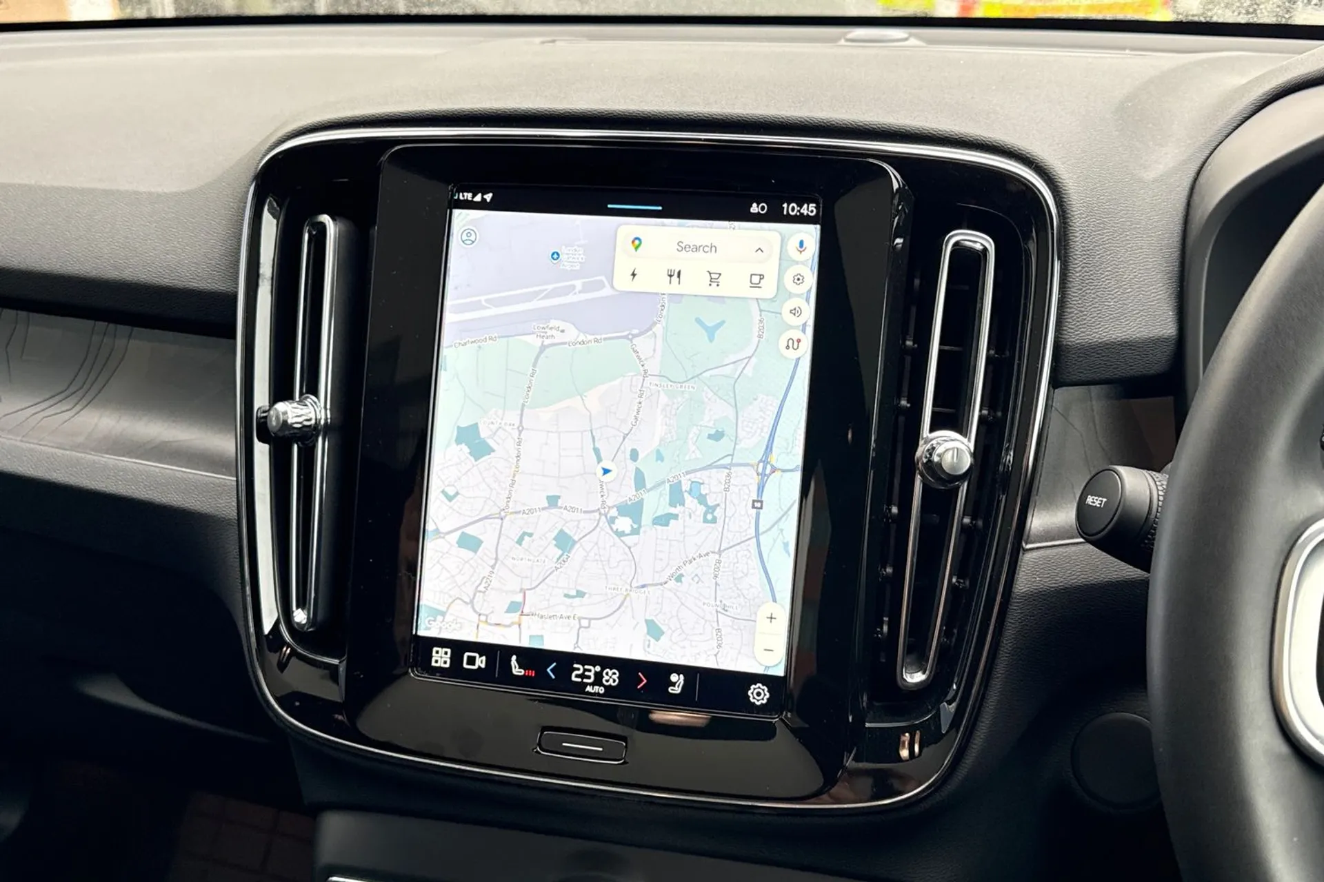 Volvo EC40 thumbnail image number 36