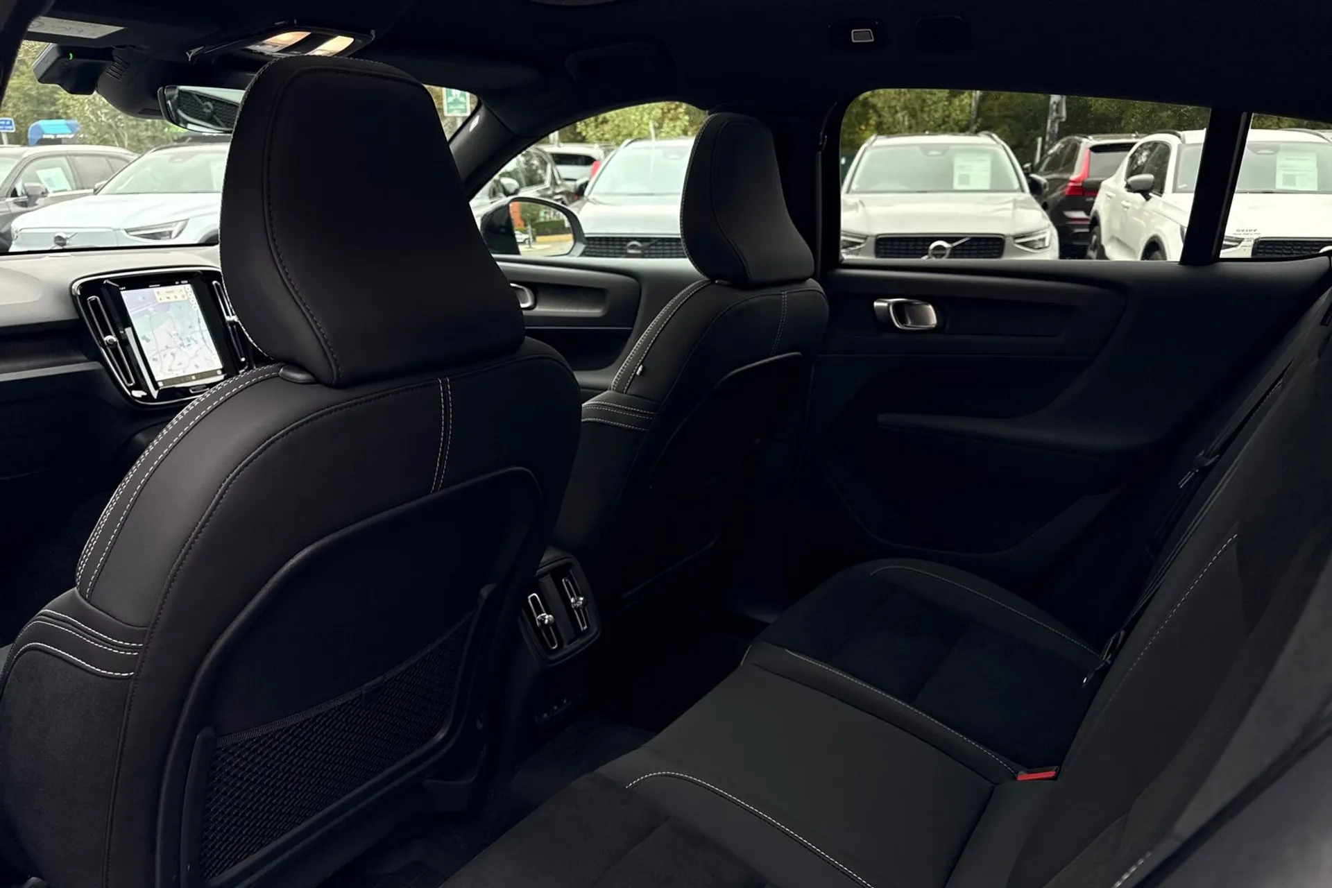 Volvo EC40 thumbnail image number 29