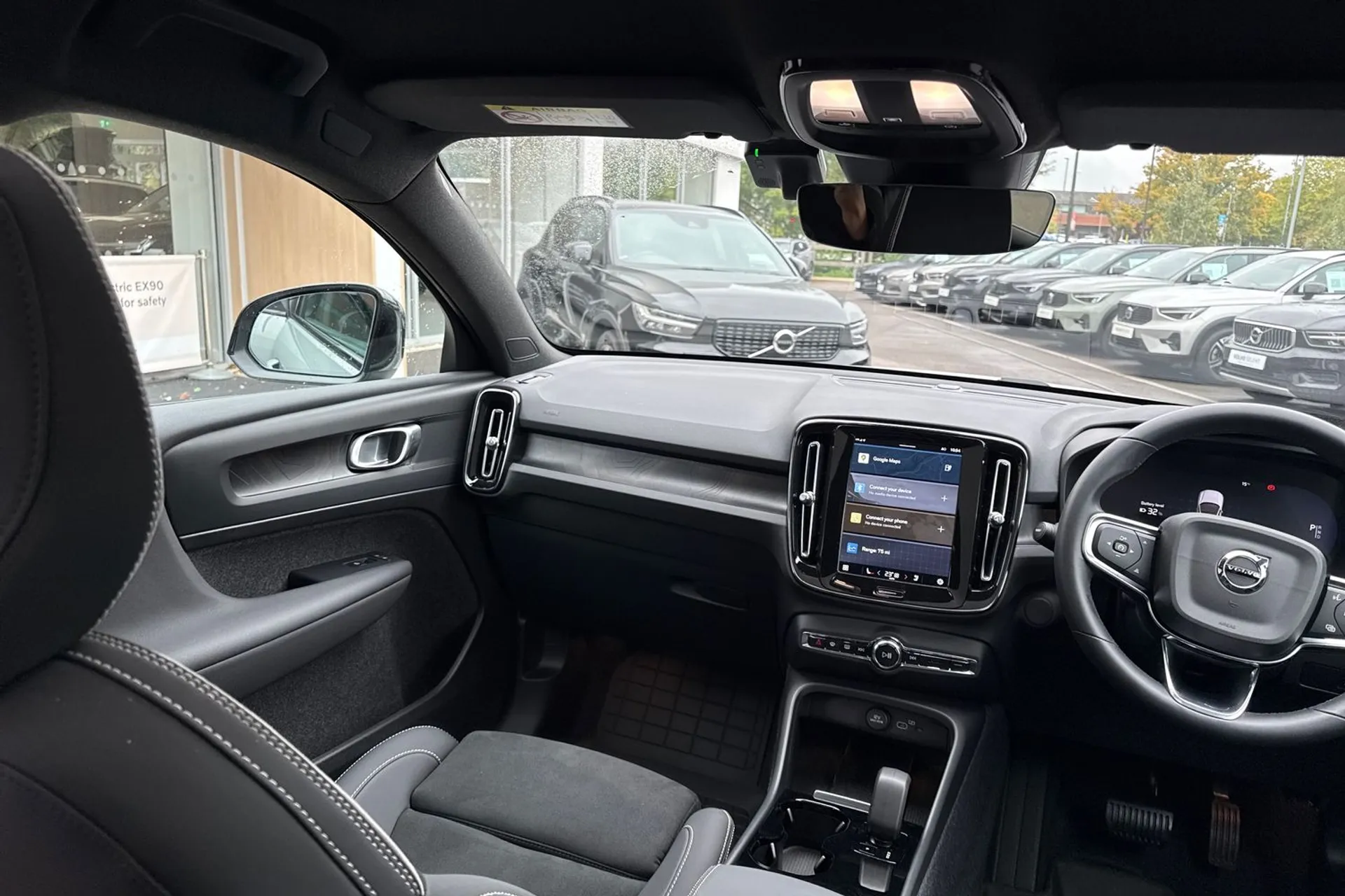 Volvo EC40 thumbnail image number 30