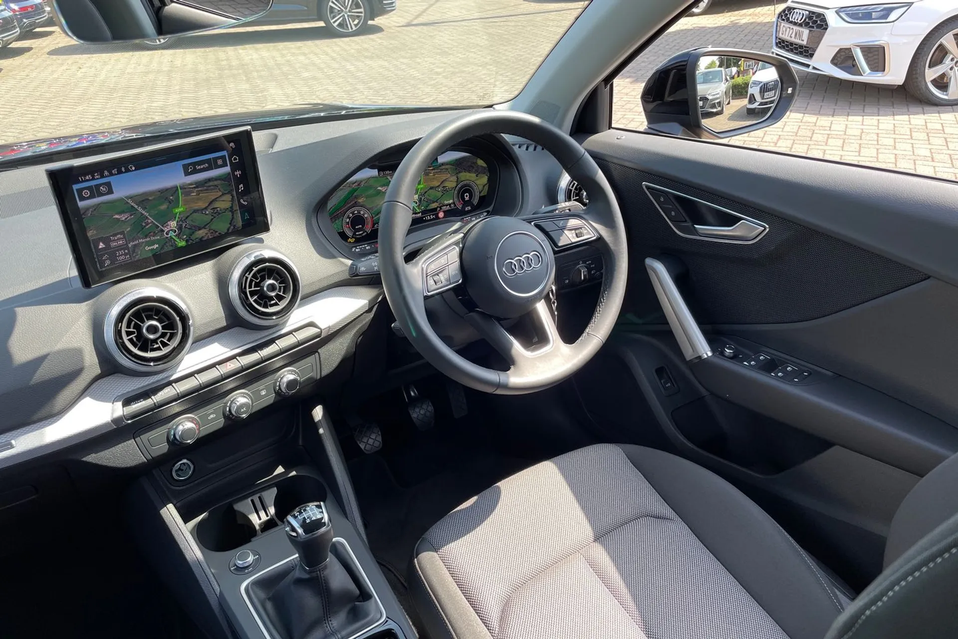 Audi Q2 thumbnail image number 34