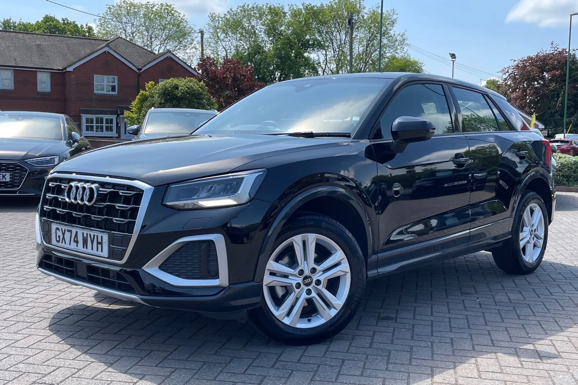 Audi Q2 thumbnail image number 21