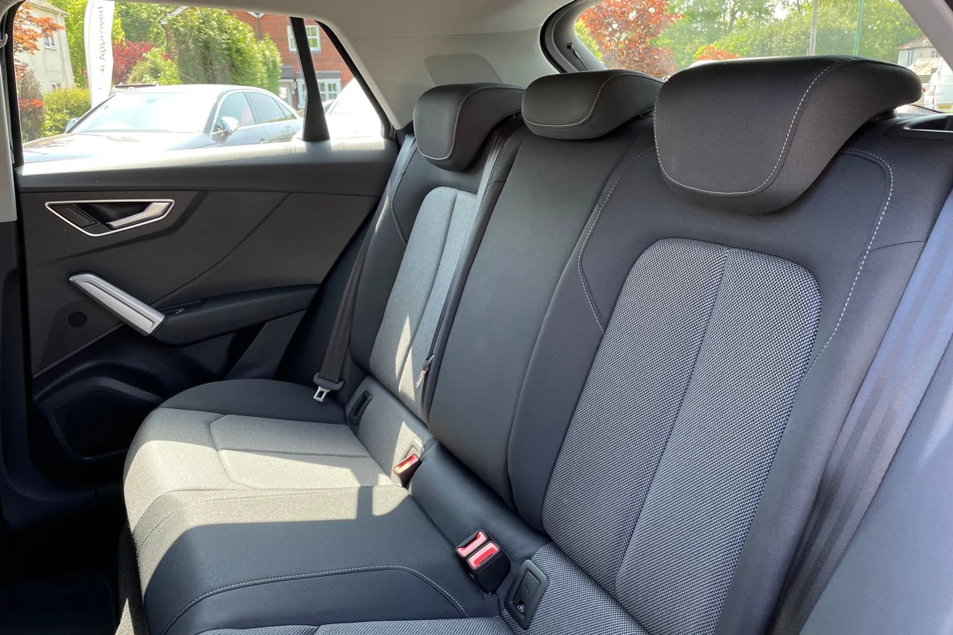 Audi Q2 thumbnail image number 35