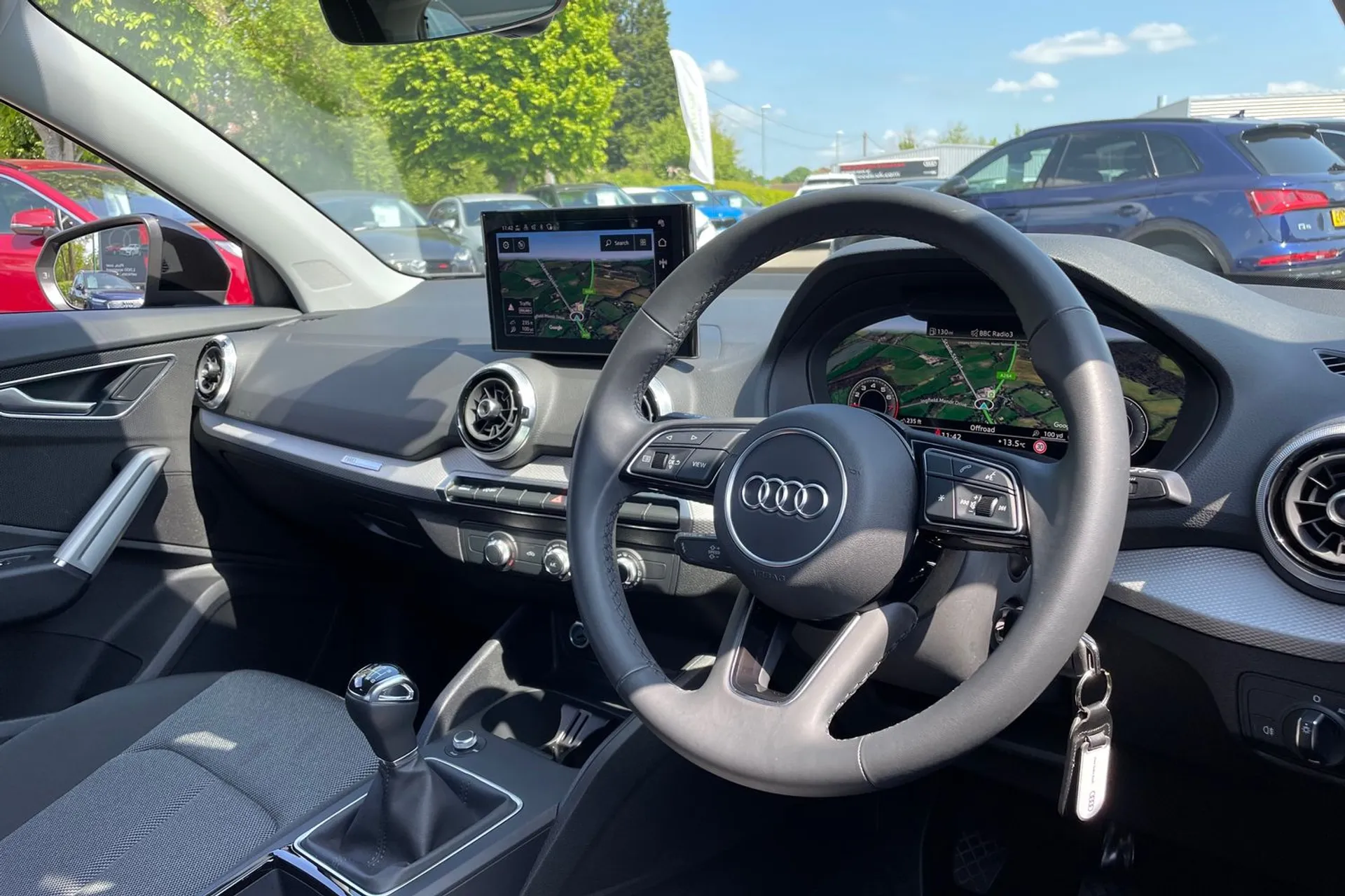 Audi Q2 thumbnail image number 23