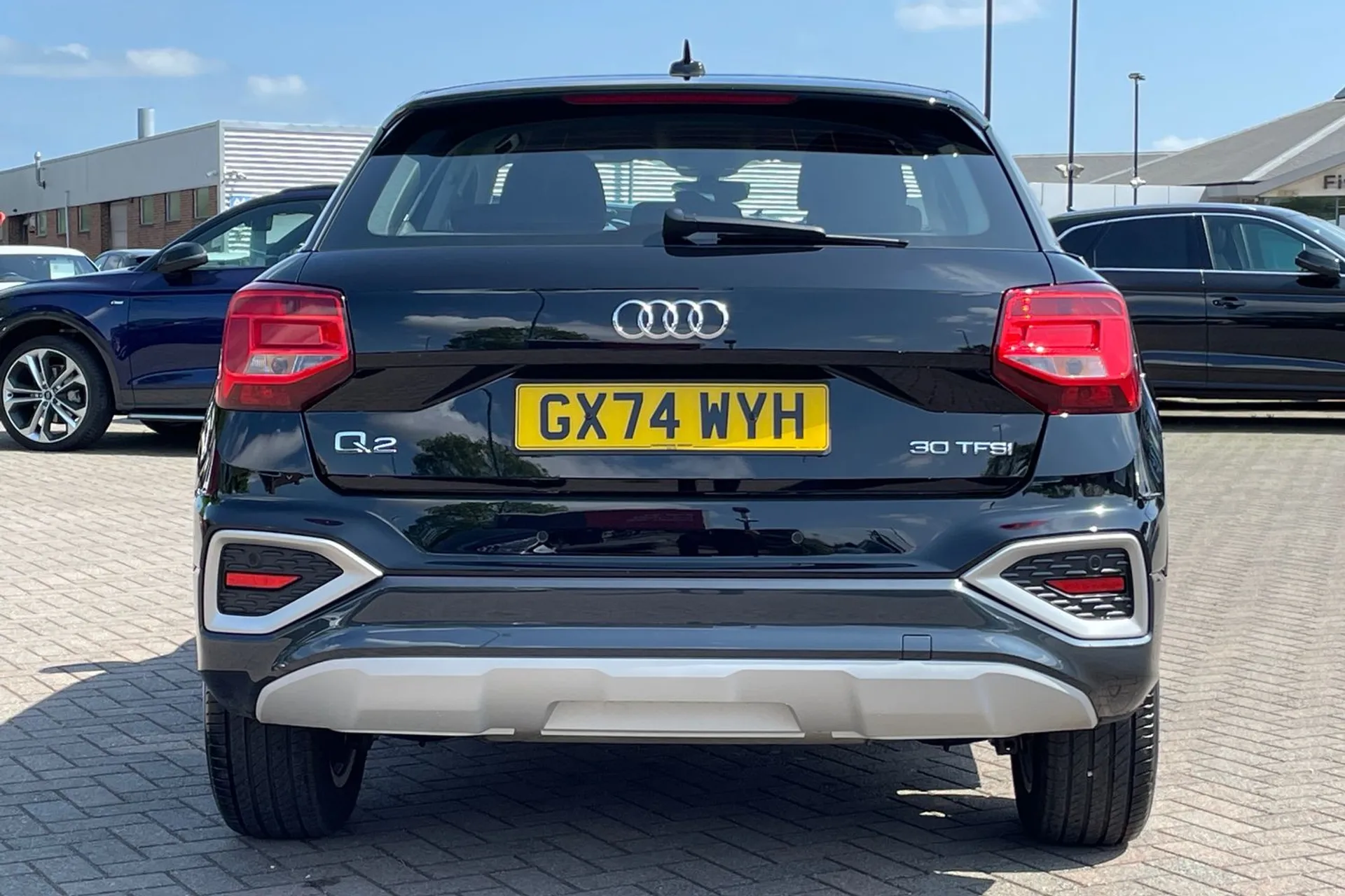 Audi Q2 thumbnail image number 5