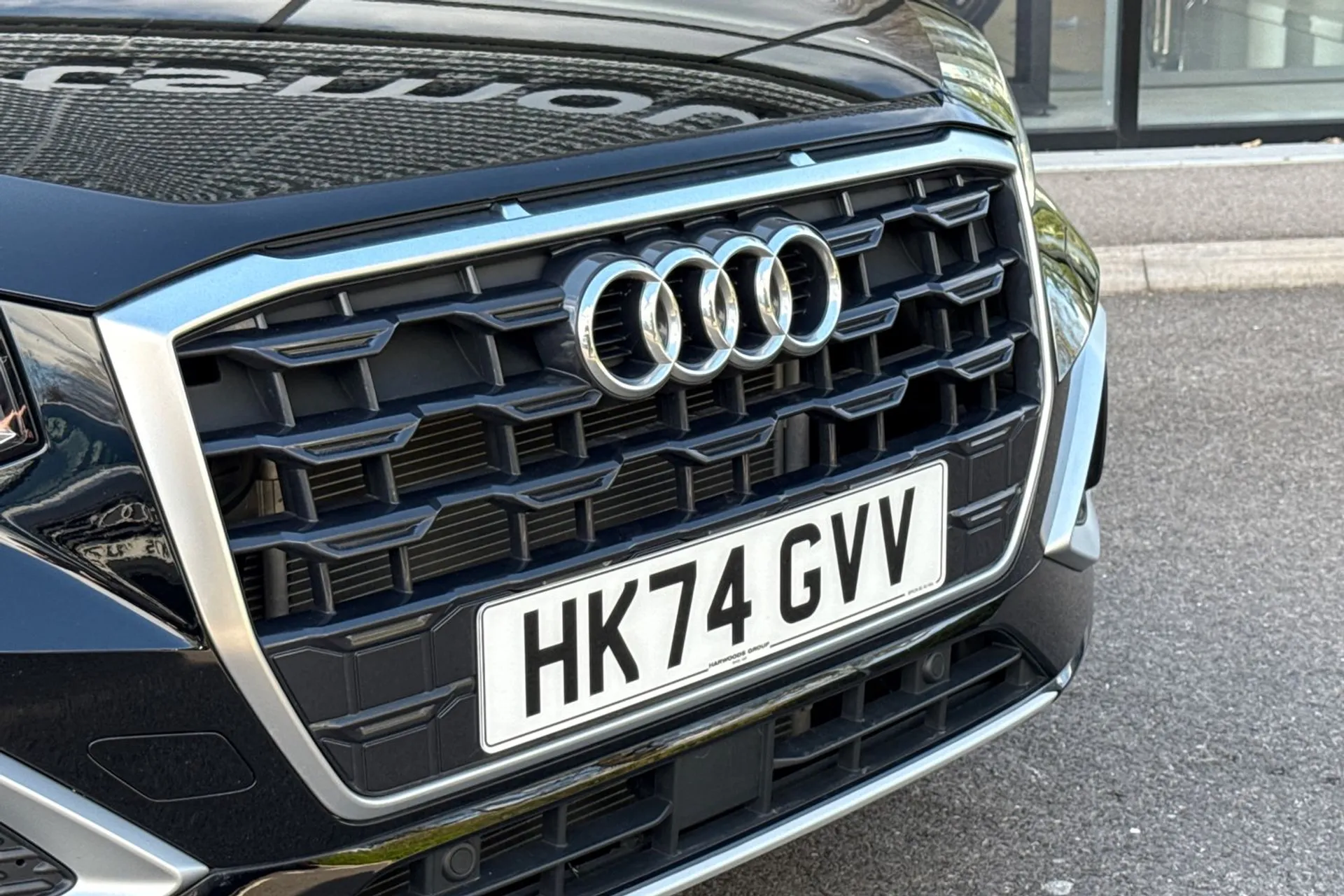 Audi Q2 thumbnail image number 12