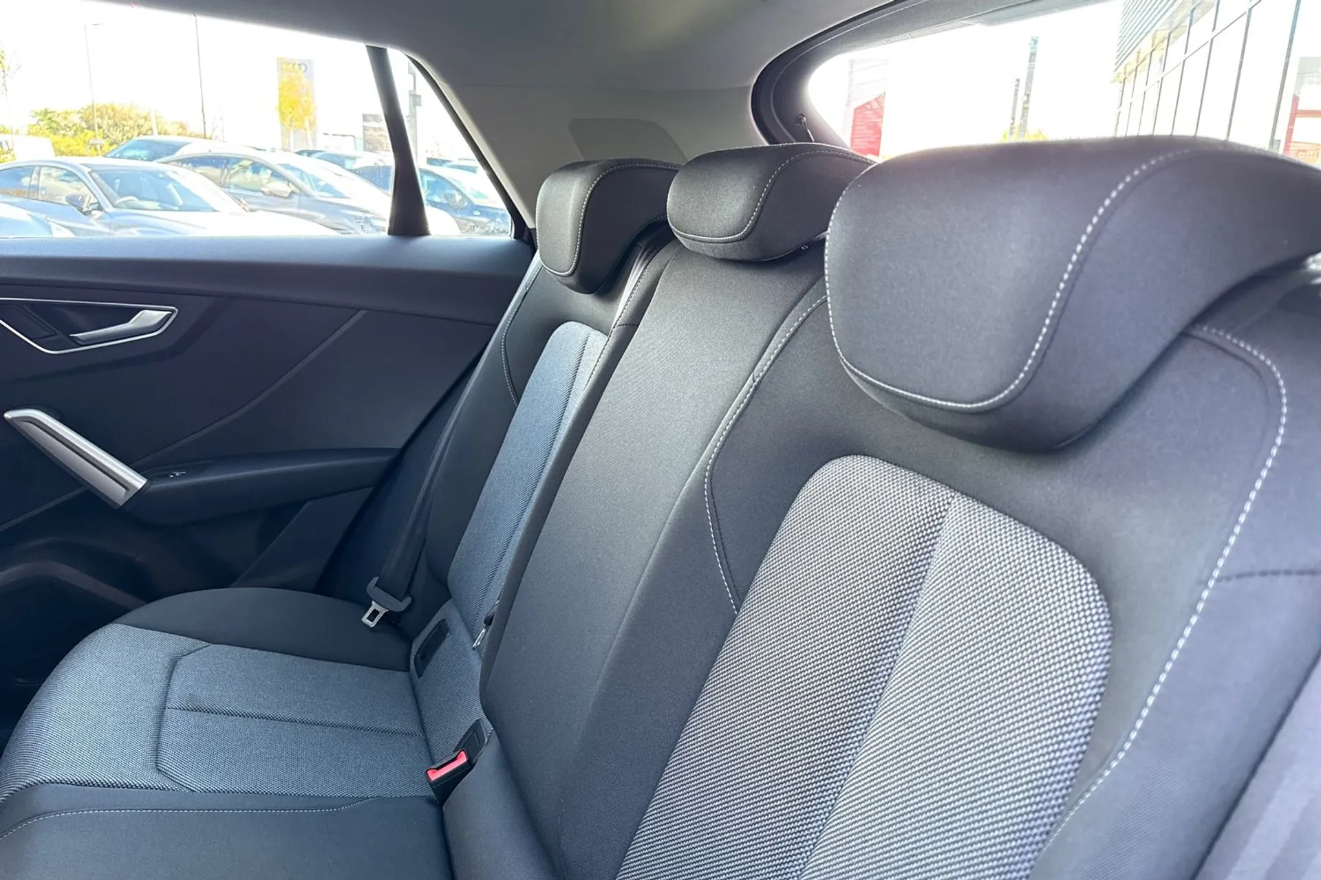 Audi Q2 thumbnail image number 45