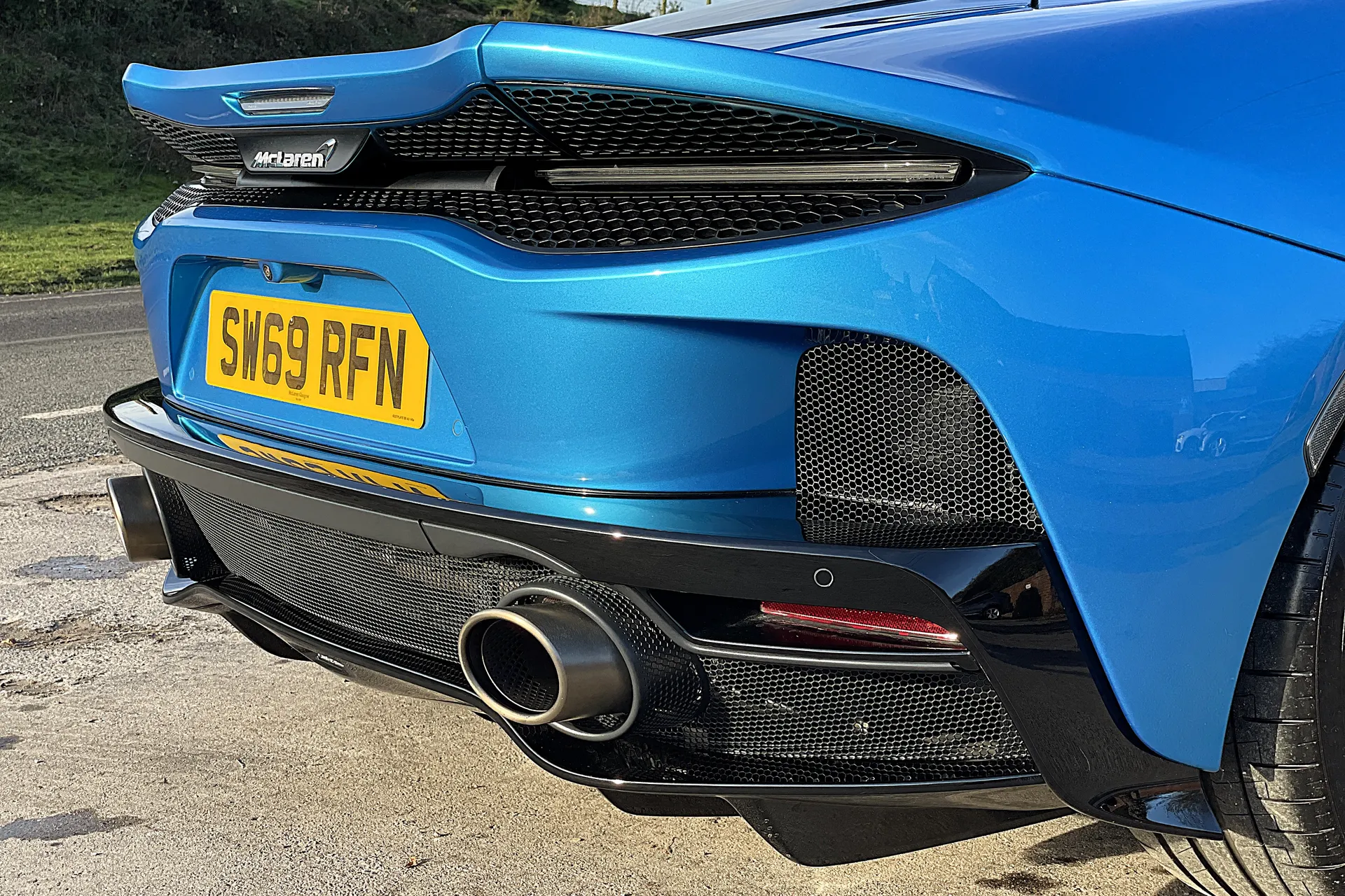 McLaren GT thumbnail image number 48