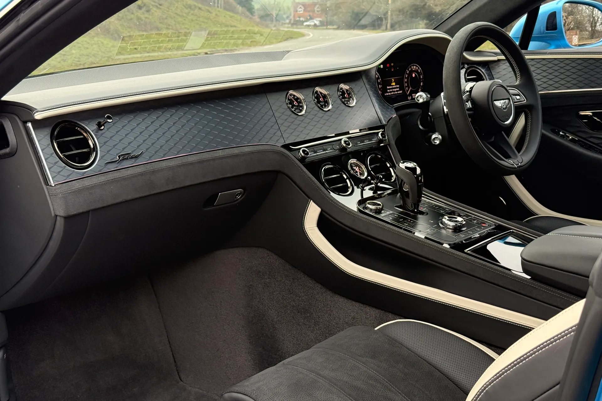 Bentley CONTINENTAL thumbnail image number 36