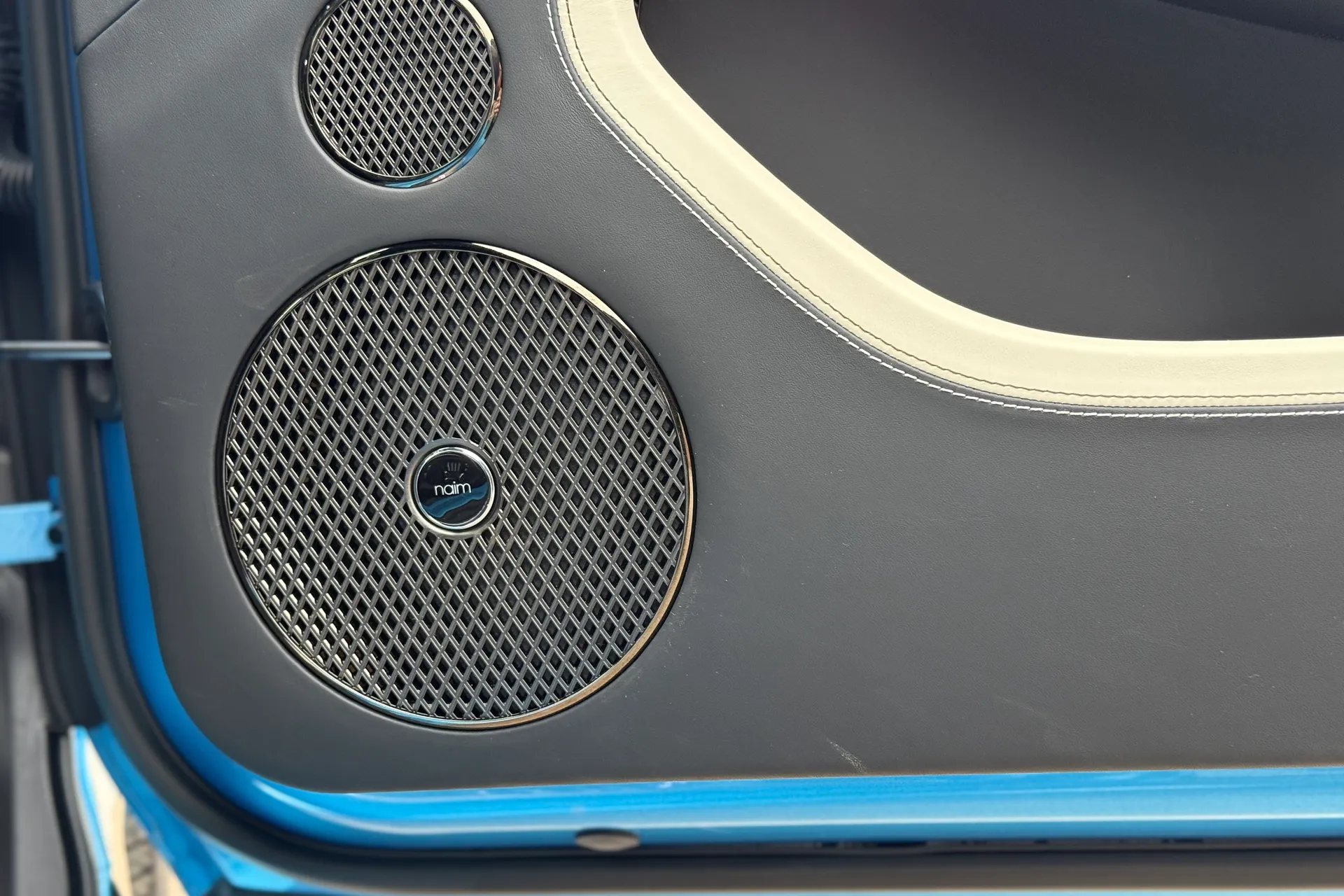 Bentley CONTINENTAL thumbnail image number 4