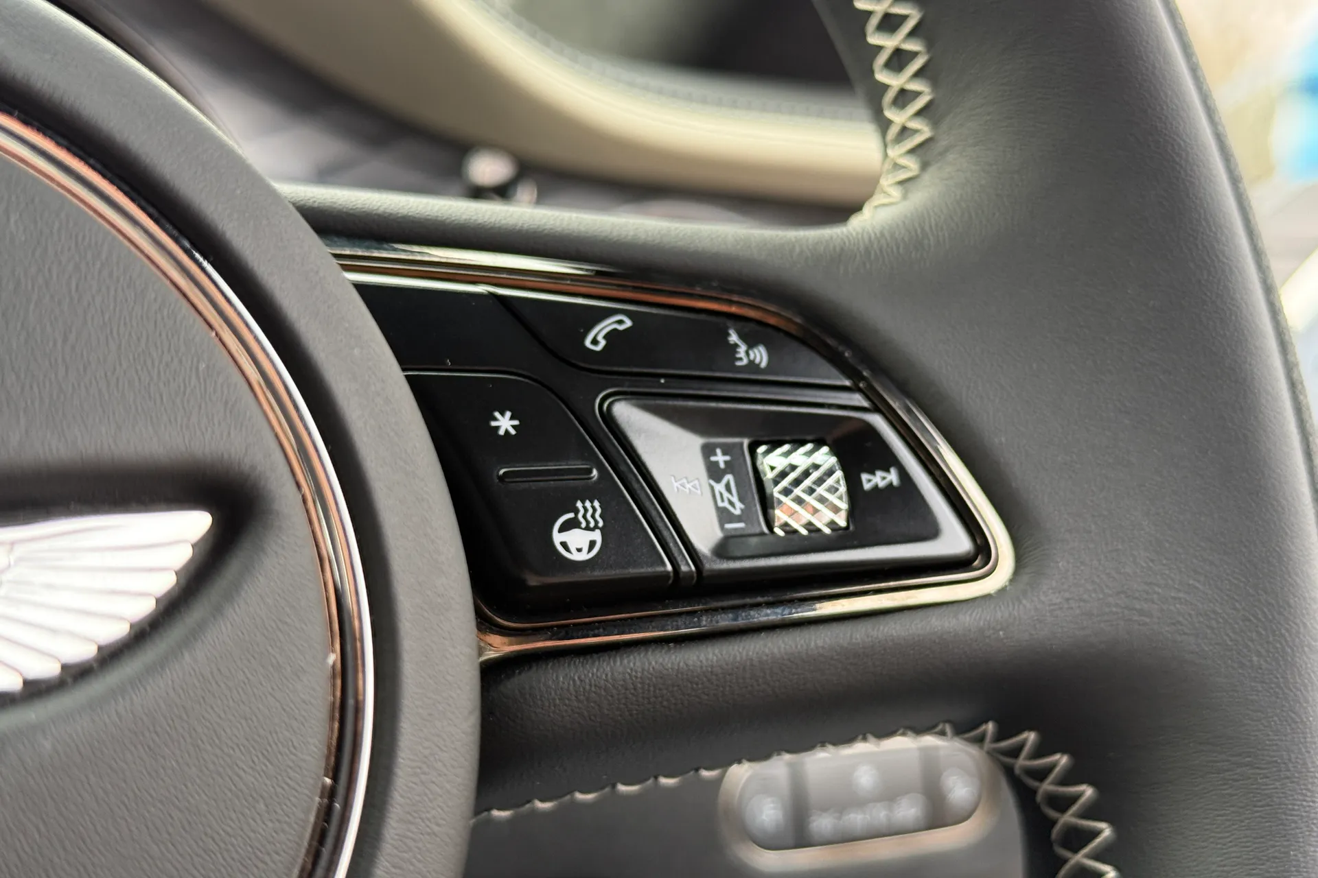 Bentley CONTINENTAL thumbnail image number 26