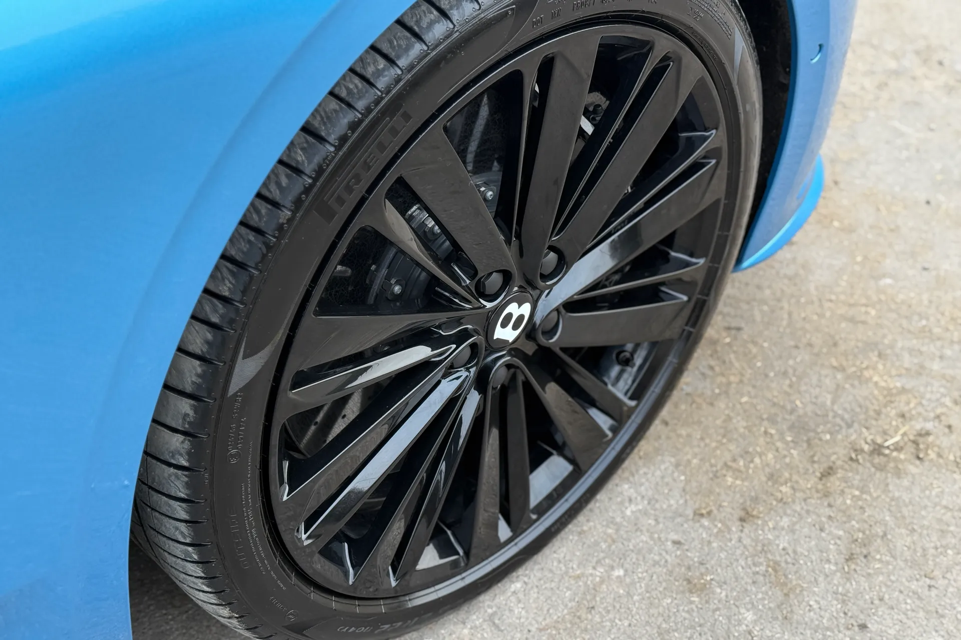 Bentley CONTINENTAL thumbnail image number 16