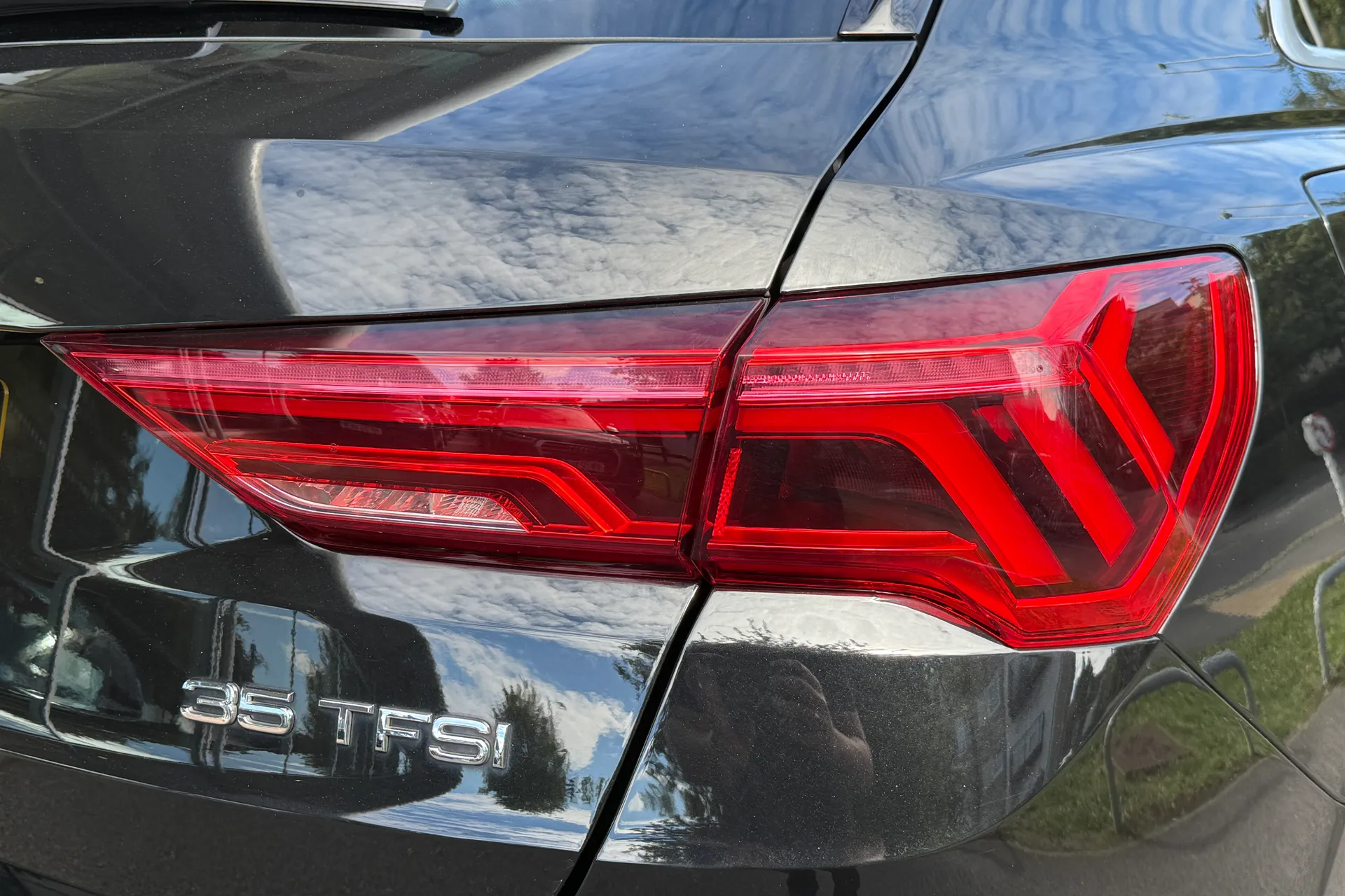 Audi Q3 thumbnail image number 49