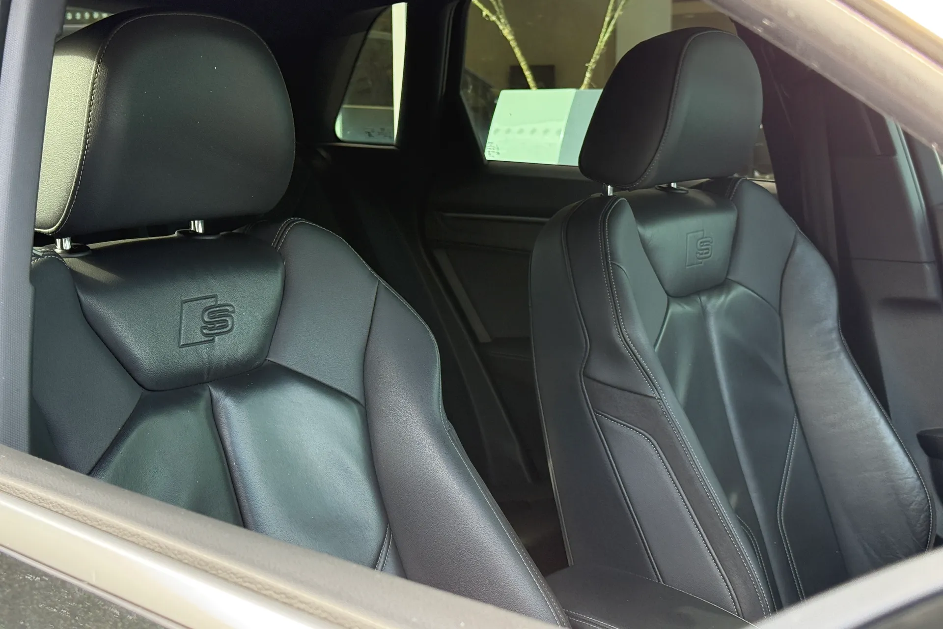 Audi Q3 thumbnail image number 47