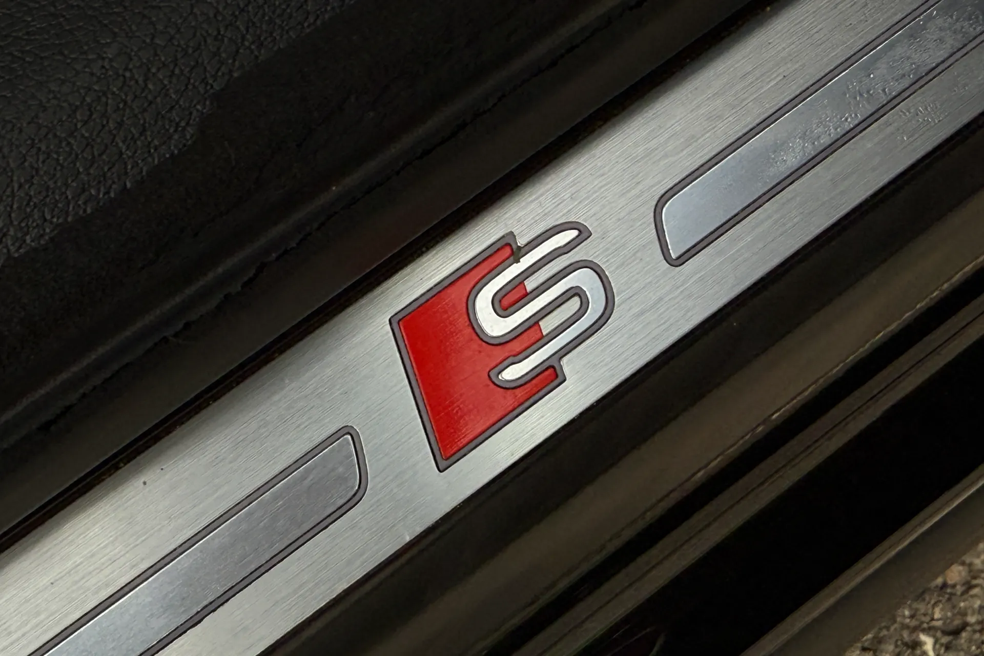 Audi Q3 thumbnail image number 33