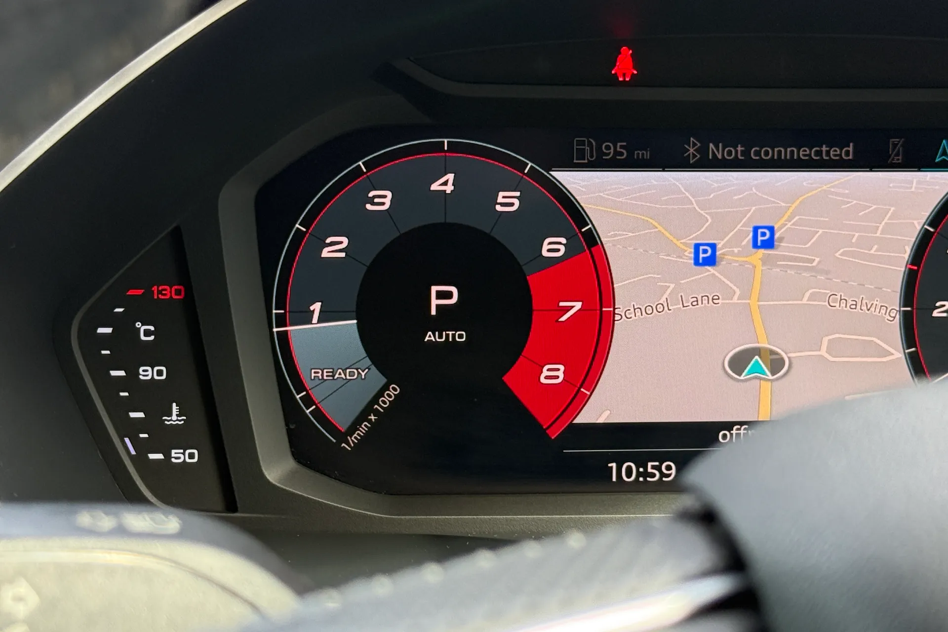 Audi Q3 thumbnail image number 9