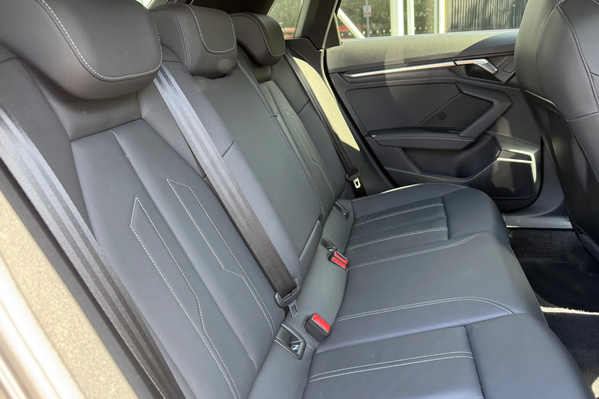 Audi A3 thumbnail image number 33