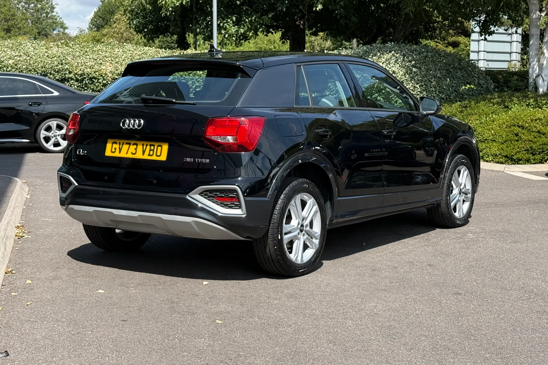 Audi Q2 thumbnail image number 13