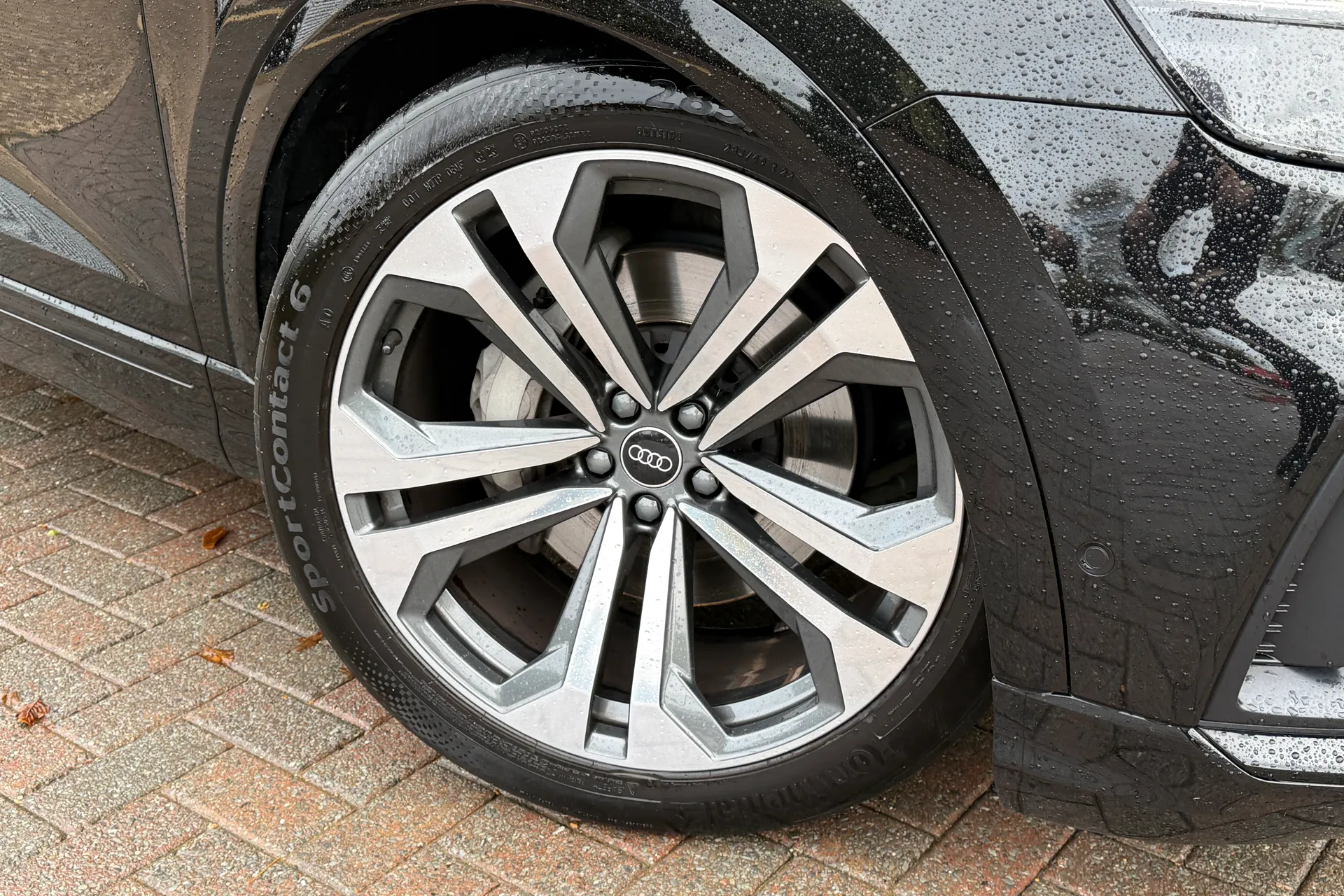 Audi Q8 thumbnail image number 8