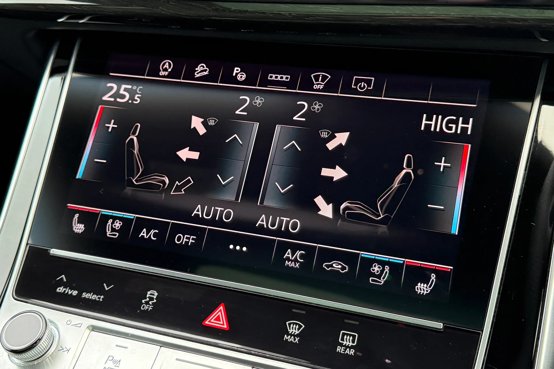 Audi Q8 thumbnail image number 18