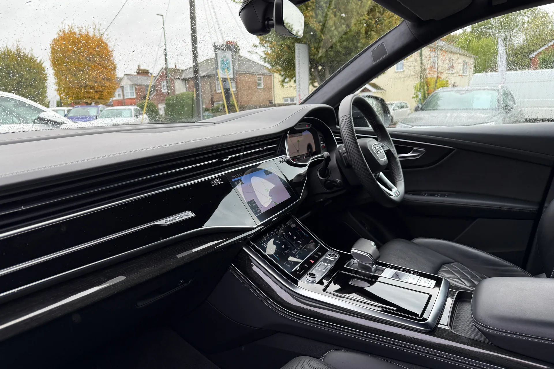 Audi Q8 thumbnail image number 34