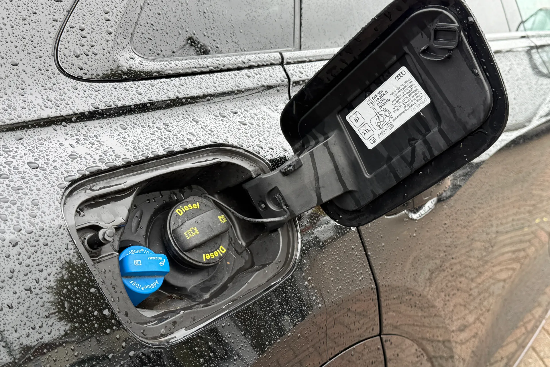 Audi Q8 thumbnail image number 60