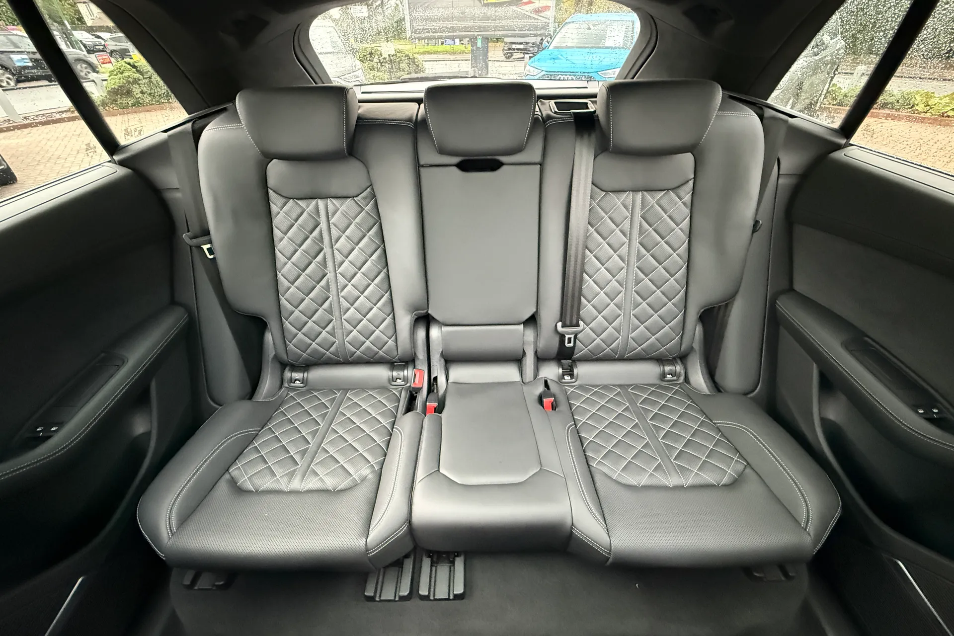 Audi Q8 thumbnail image number 44