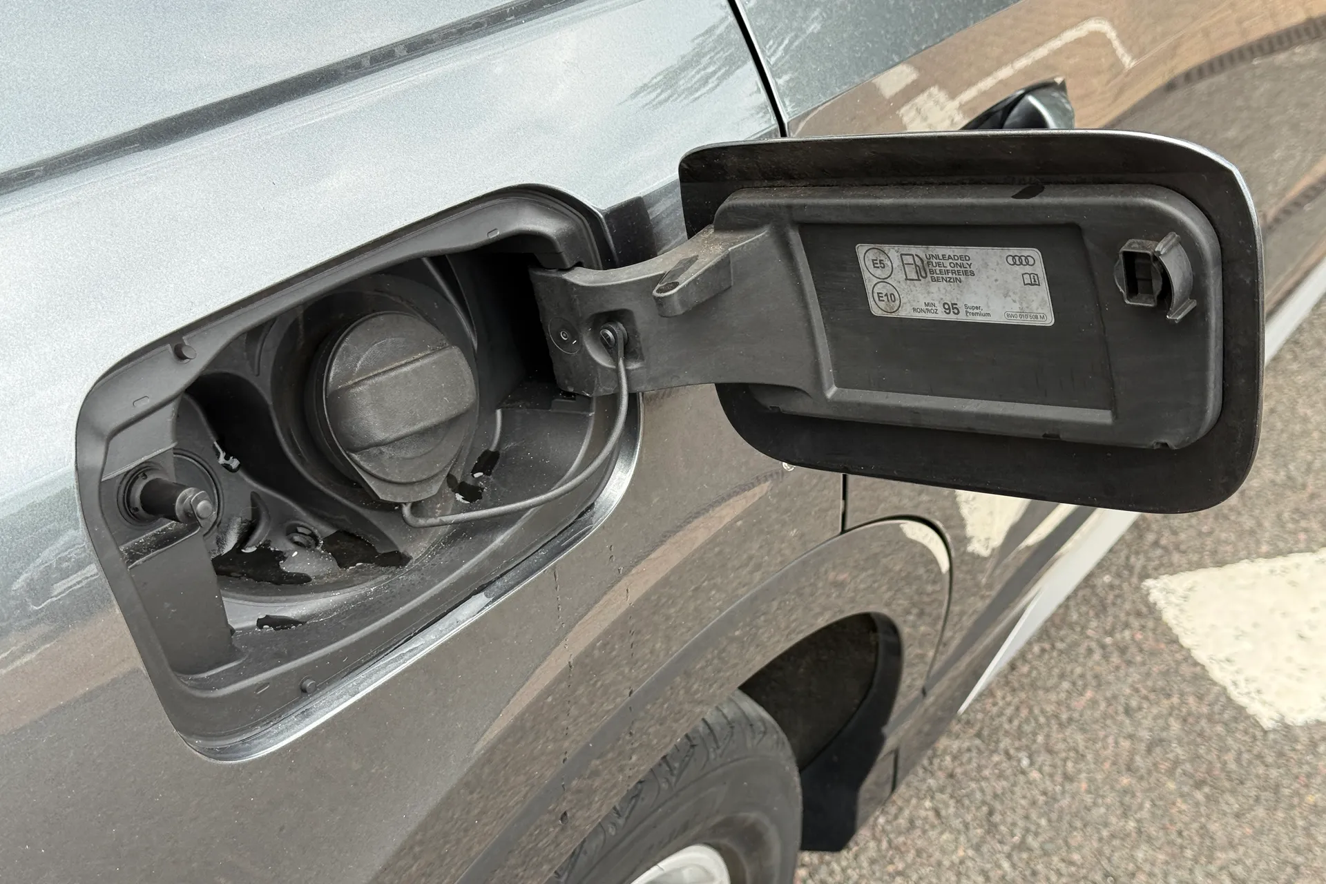 Audi Q3 thumbnail image number 34