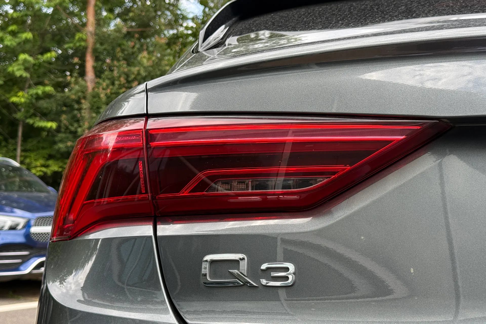 Audi Q3 thumbnail image number 46
