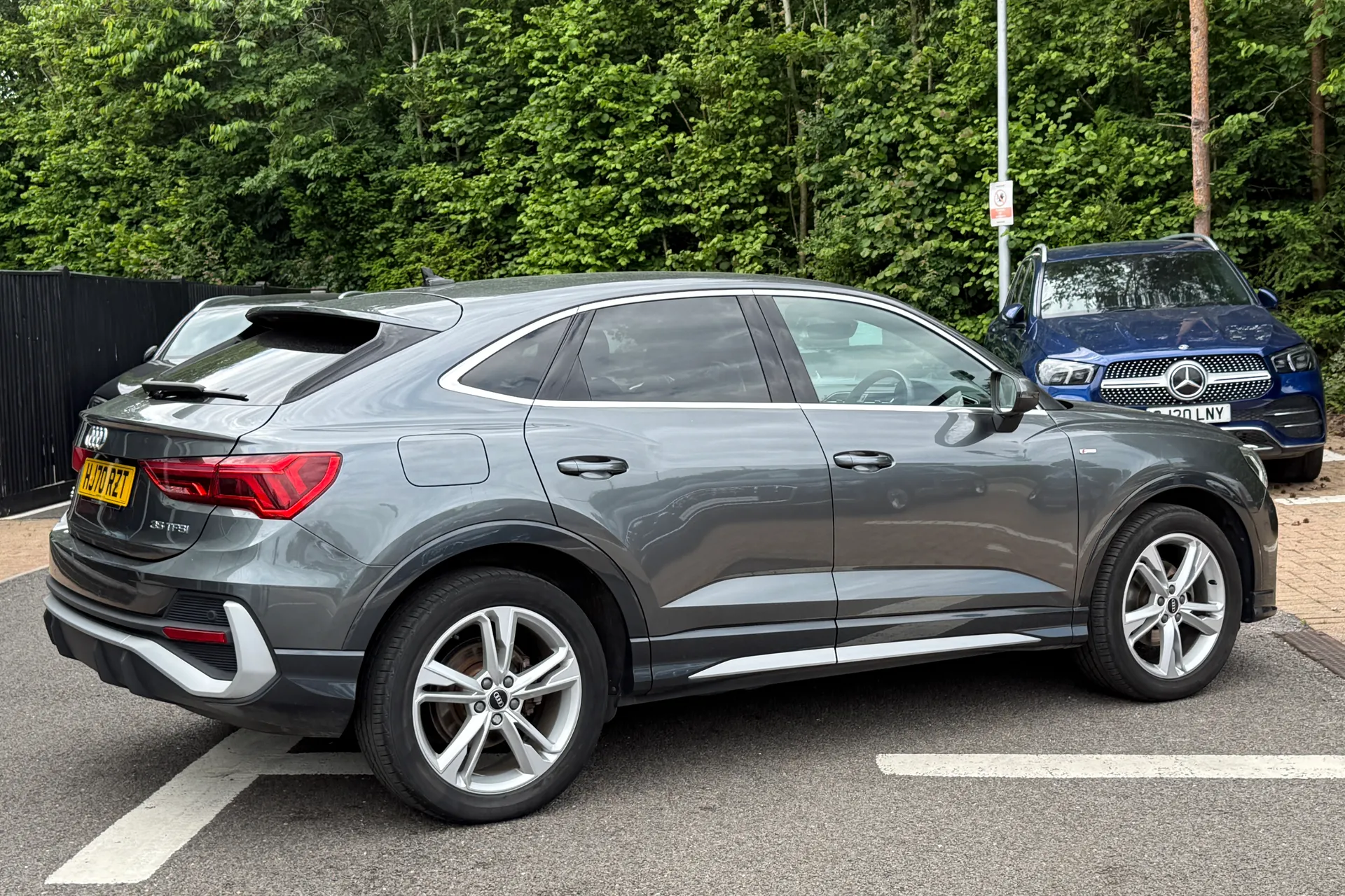 Audi Q3 thumbnail image number 41