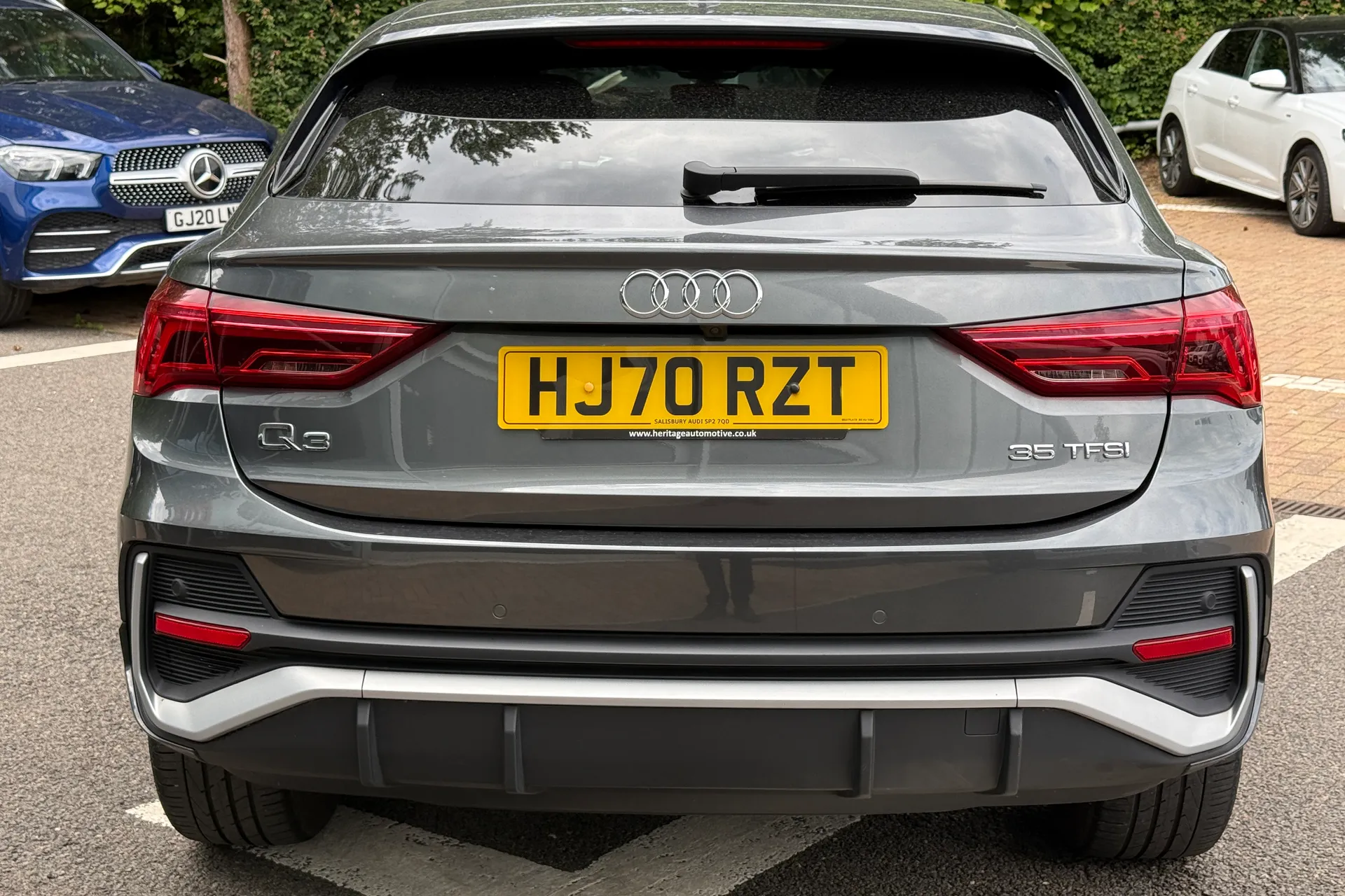 Audi Q3 thumbnail image number 45