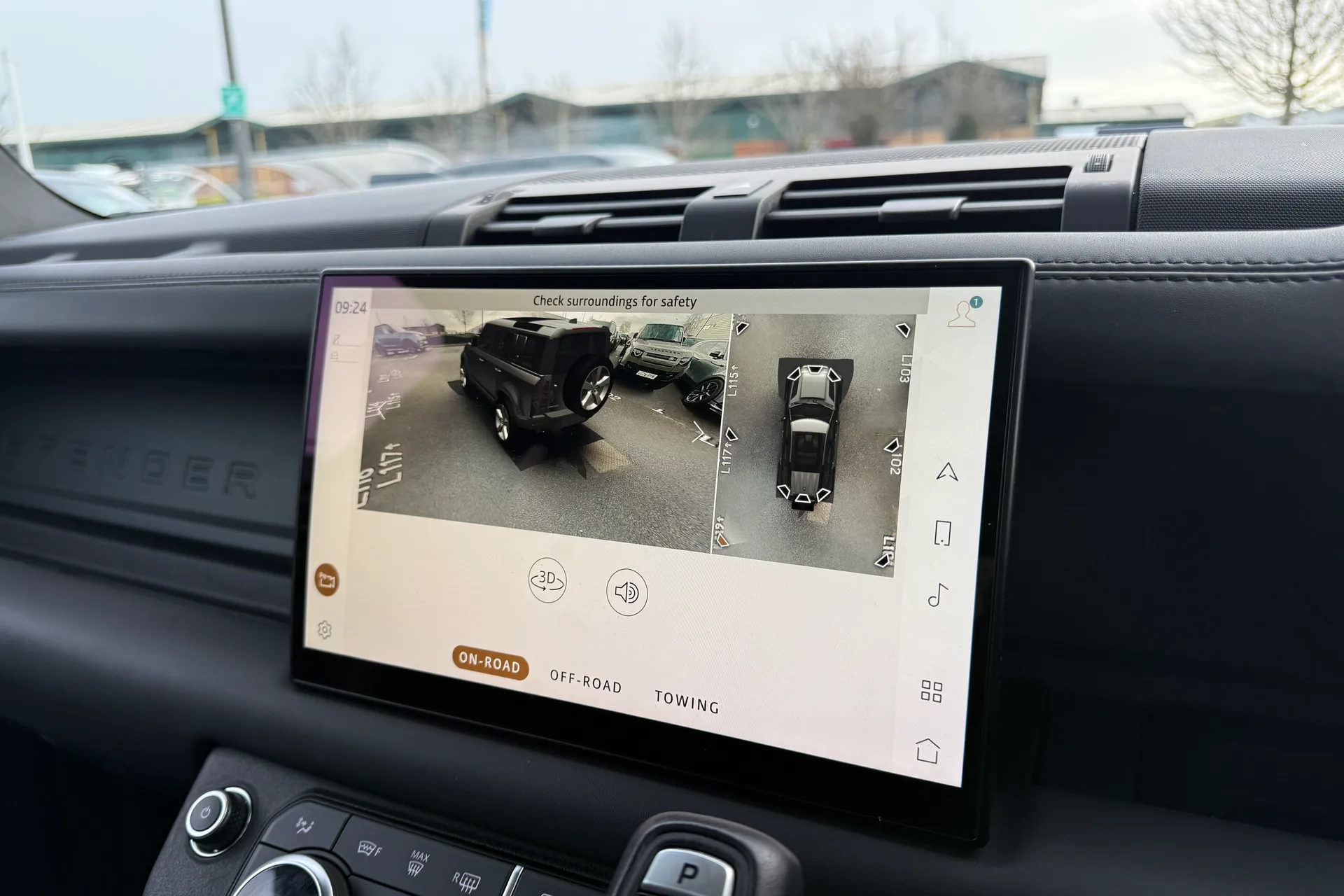 LAND ROVER DEFENDER thumbnail image number 43