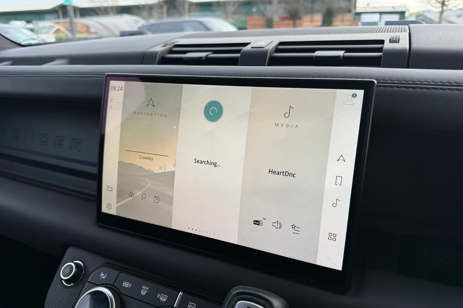 LAND ROVER DEFENDER thumbnail image number 45