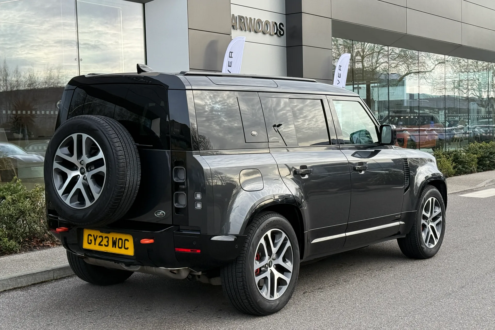 LAND ROVER DEFENDER thumbnail image number 8