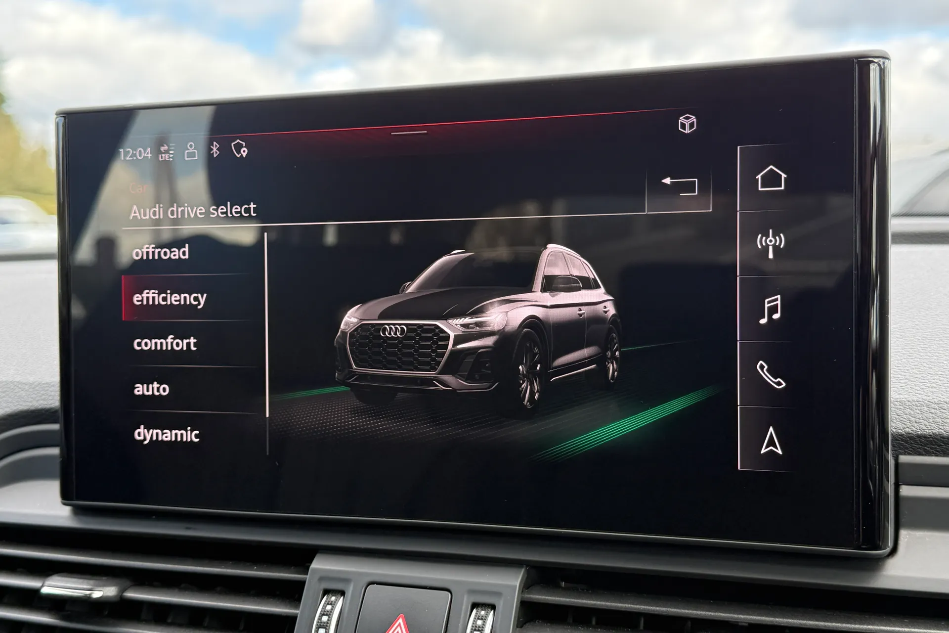 Audi Q5 thumbnail image number 9