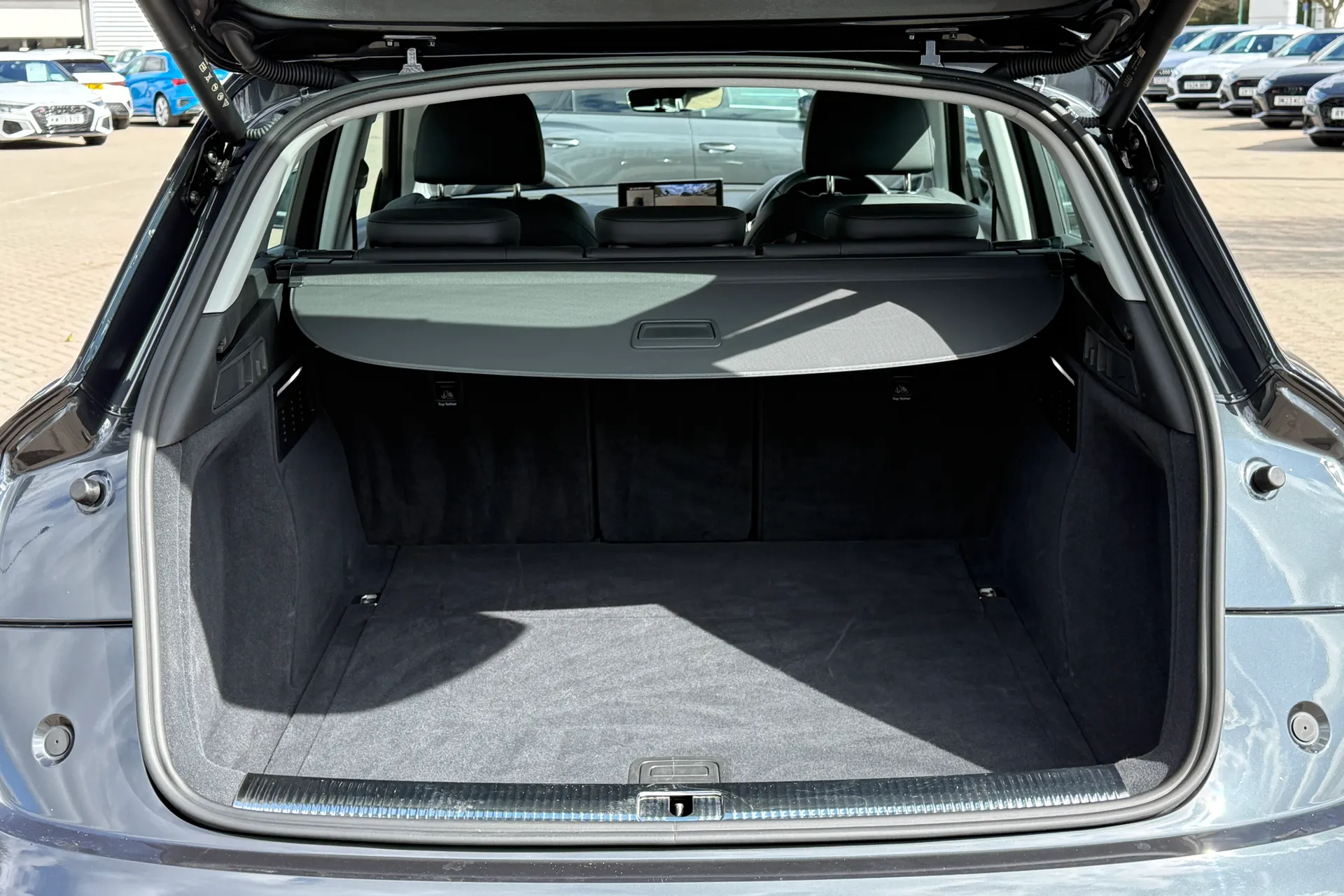 Audi Q5 thumbnail image number 34