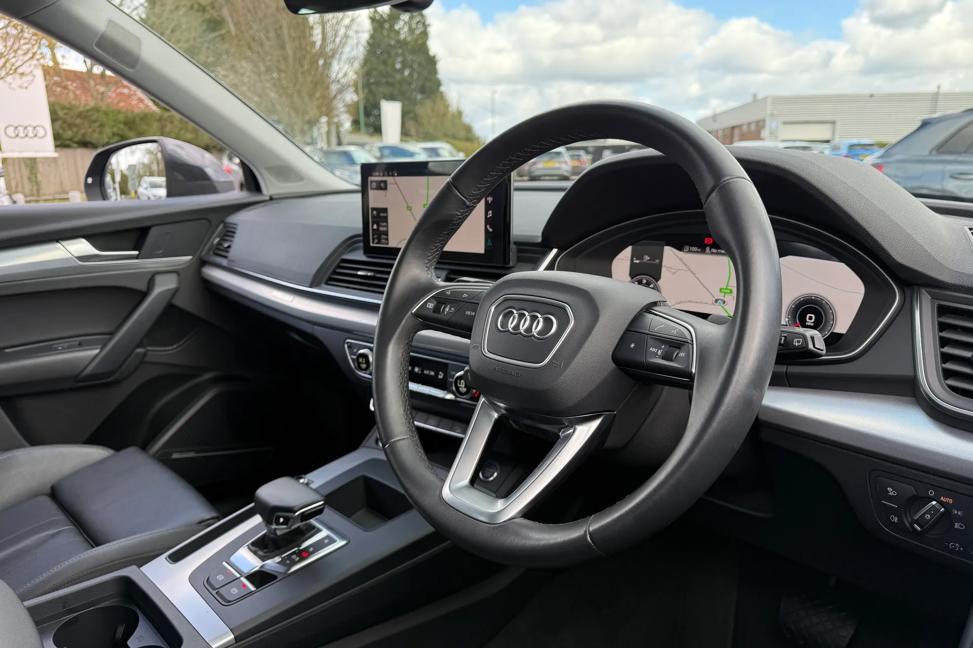 Audi Q5 thumbnail image number 27